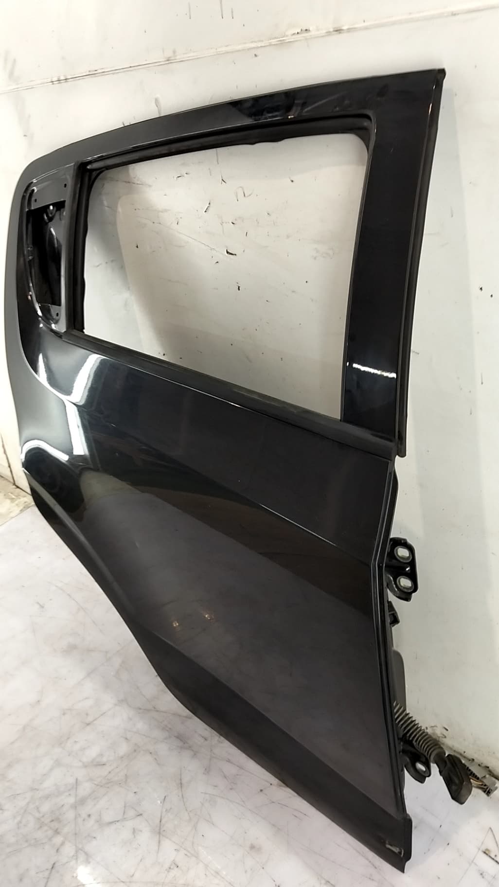 Puerta trasera derecha CHEVROLET AVEO HATCHBACK (T300) 4