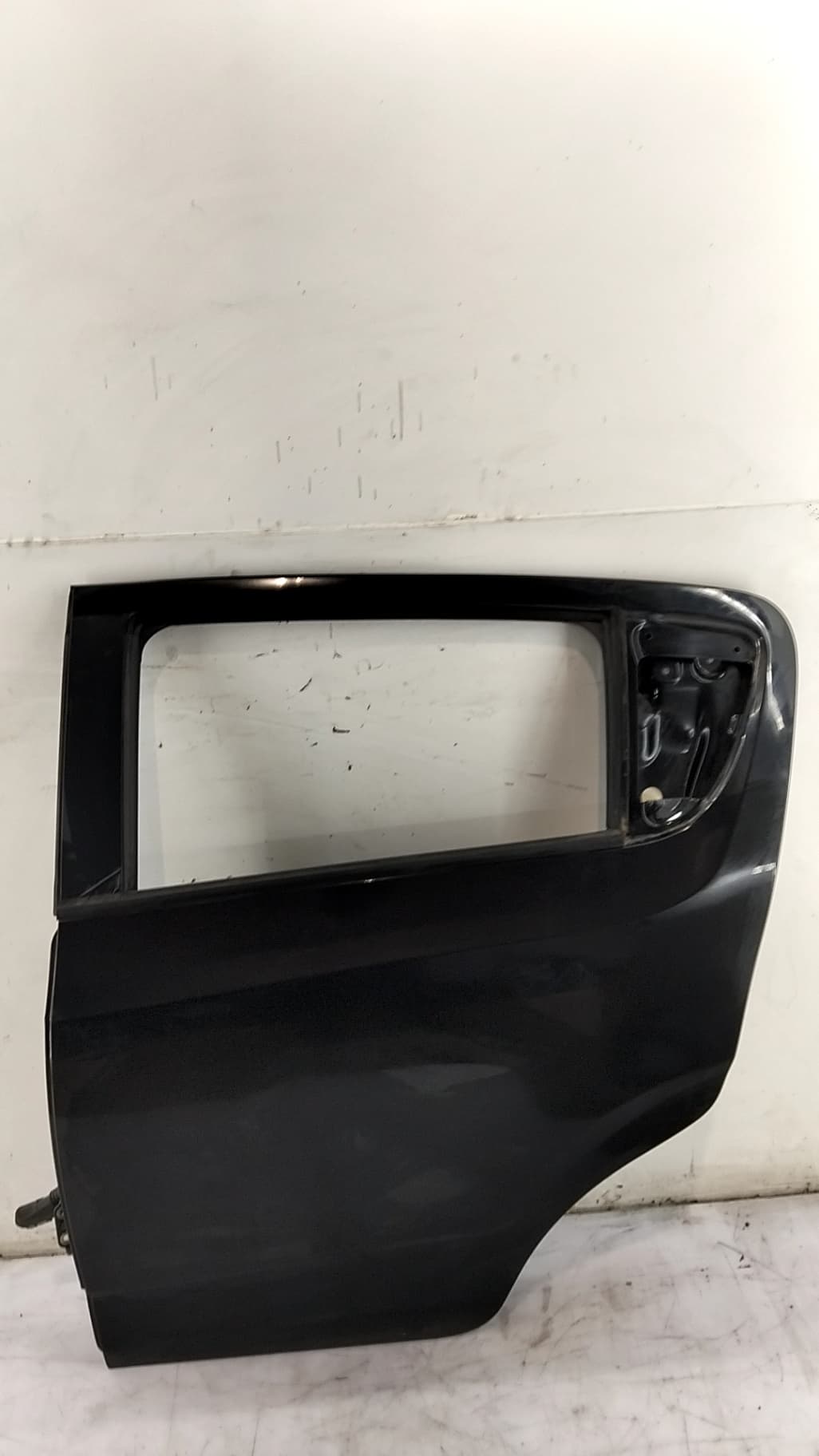Puerta trasera izquierda CHEVROLET AVEO HATCHBACK (T300) 3