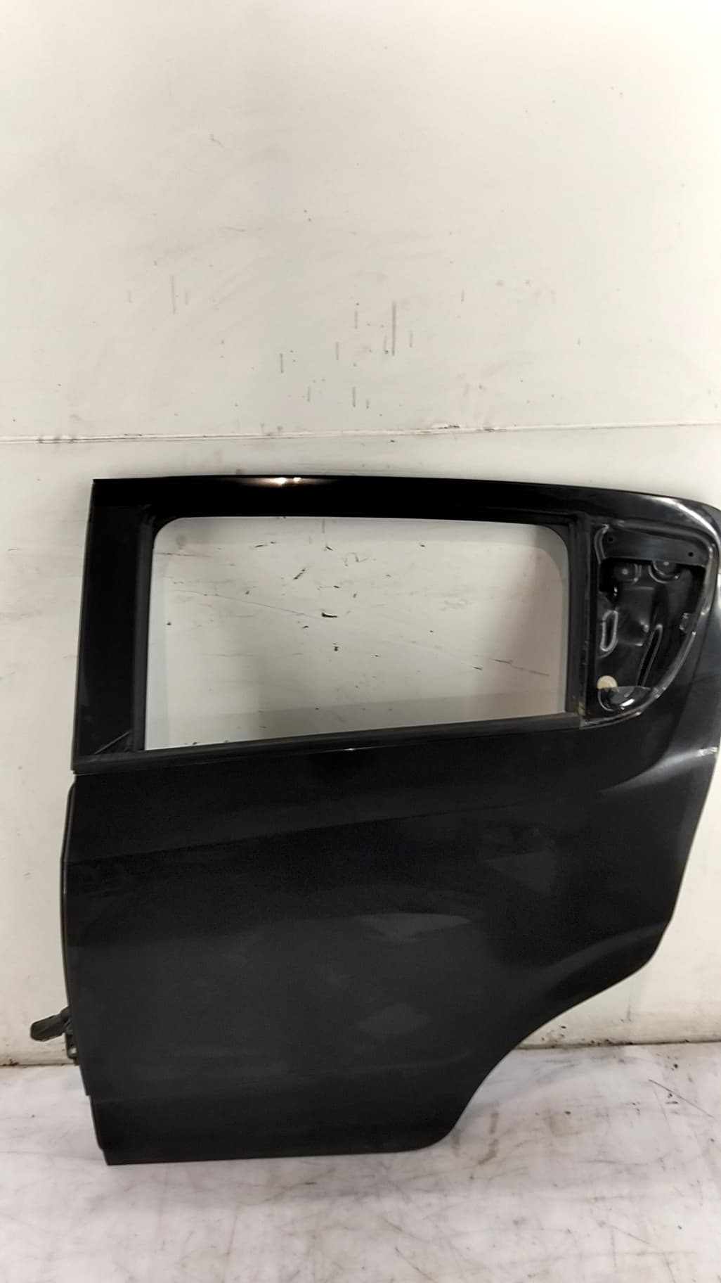 Puerta trasera izquierda CHEVROLET AVEO HATCHBACK (T300) 2