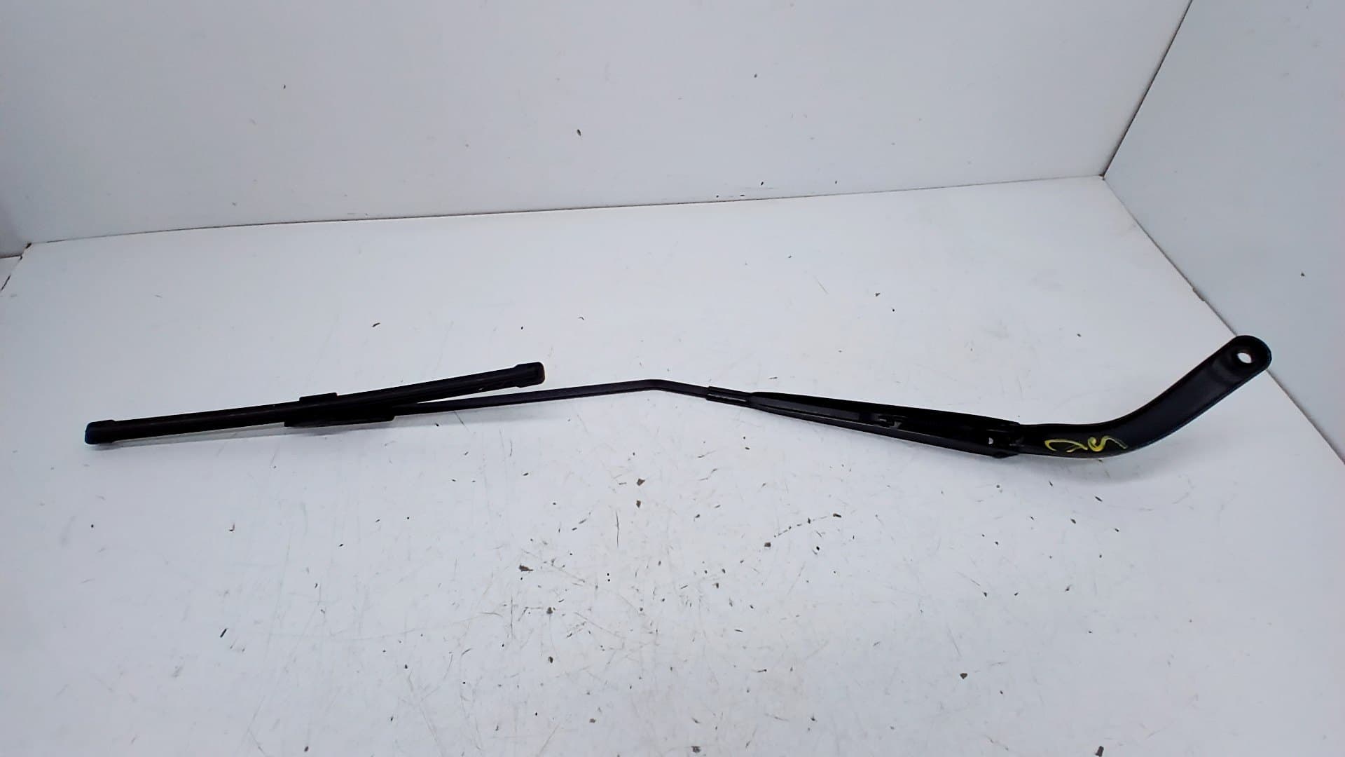 Brazo limpia delantero derecho RENAULT TWINGO III 2
