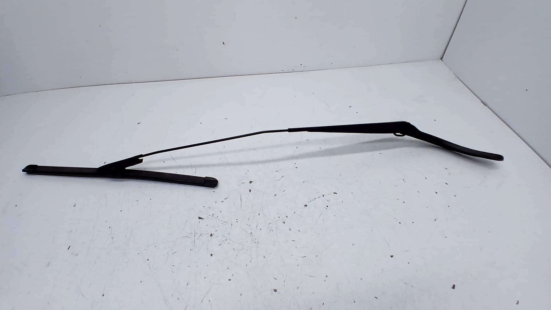 Brazo limpia delantero derecho RENAULT TWINGO III