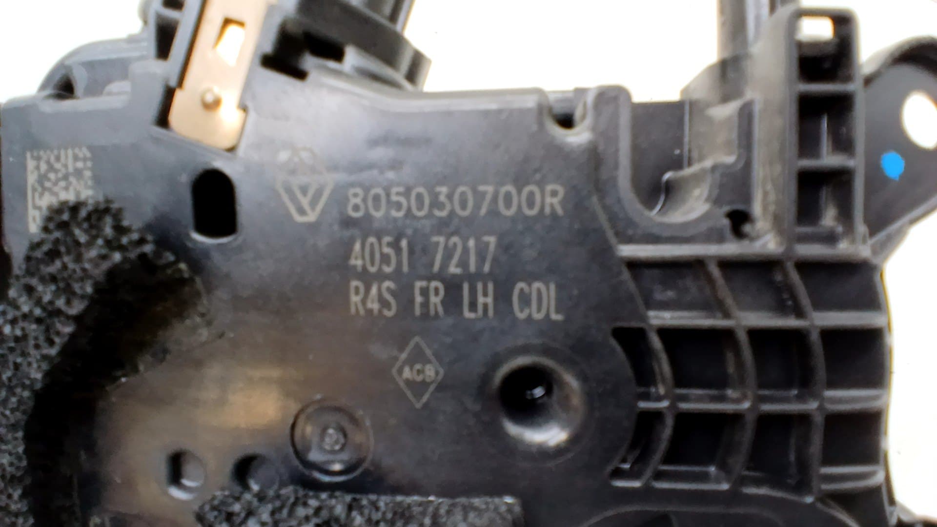Cerradura puerta delantera izquierda RENAULT TWINGO III 2