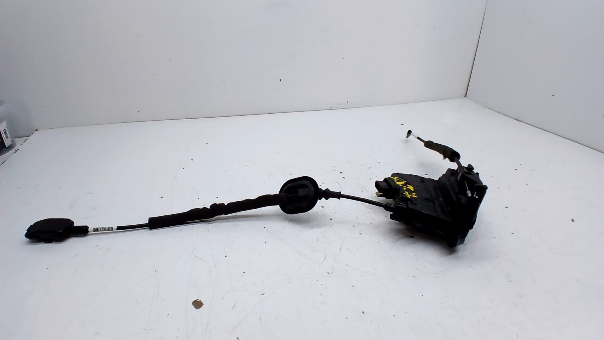Cerradura puerta trasera izquierda RENAULT TWINGO III 4