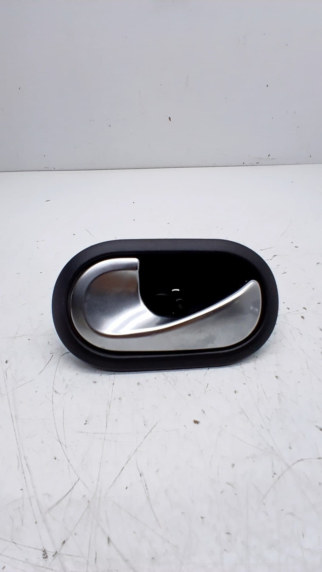 Maneta interior delantera izquierda RENAULT TWINGO III