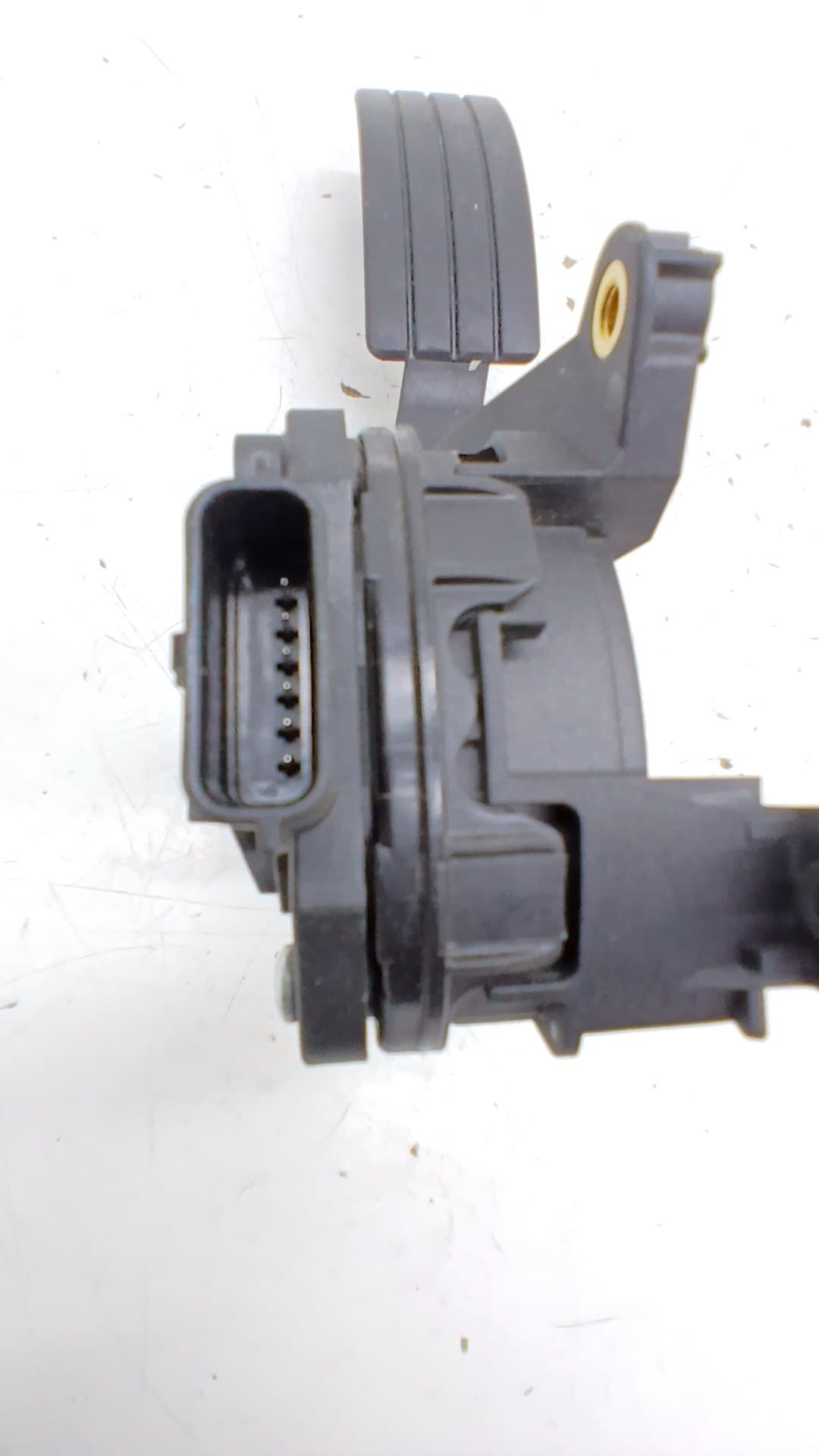 Pedal acelerador RENAULT TWINGO III 2