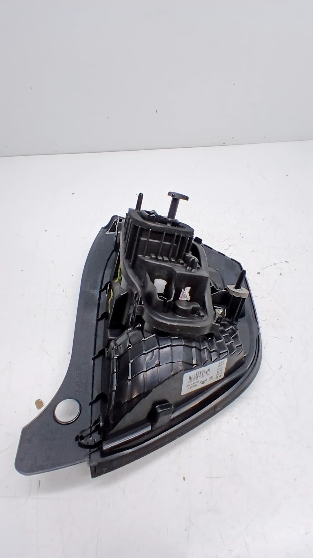 Piloto trasero izquierdo RENAULT TWINGO III 4