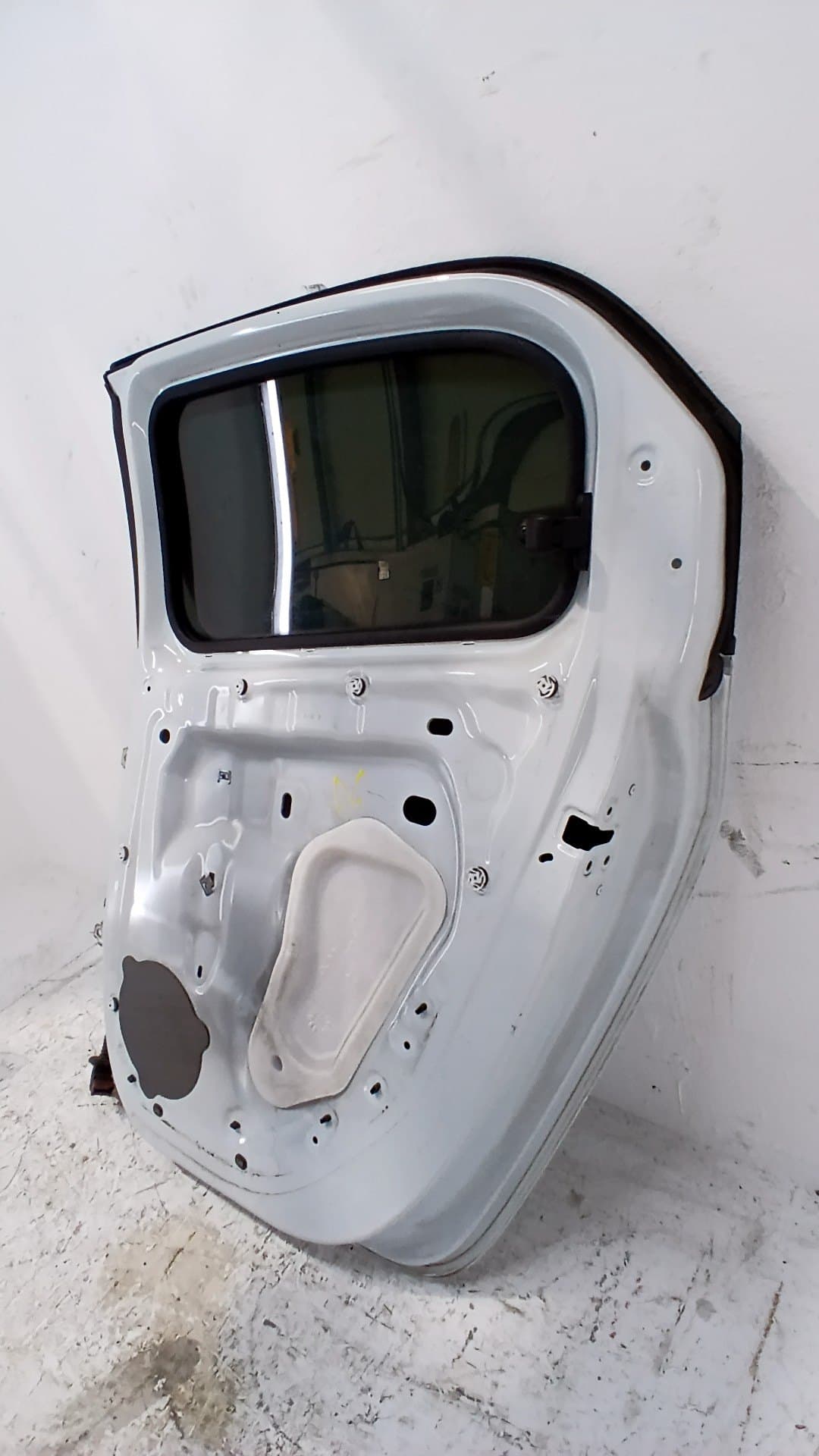 Puerta trasera derecha RENAULT TWINGO III 3