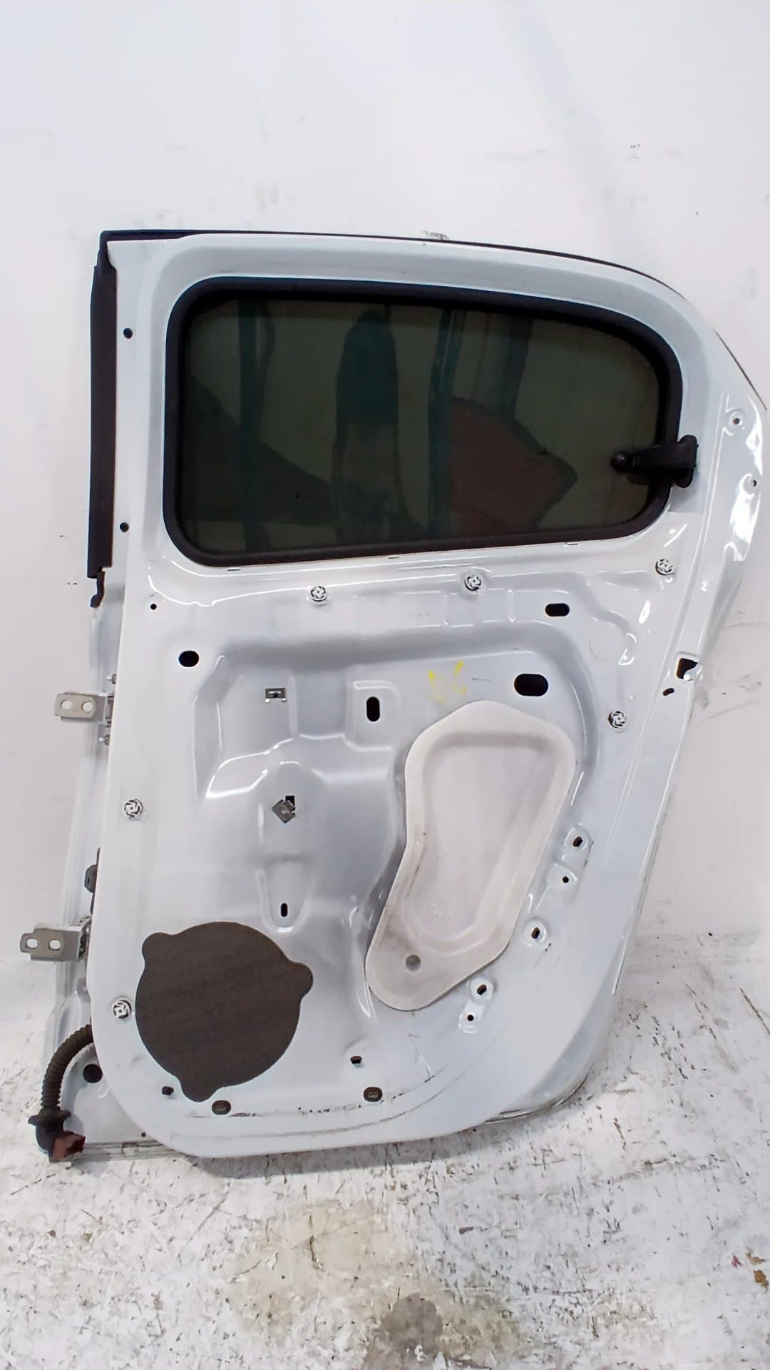 Puerta trasera derecha RENAULT TWINGO III 2