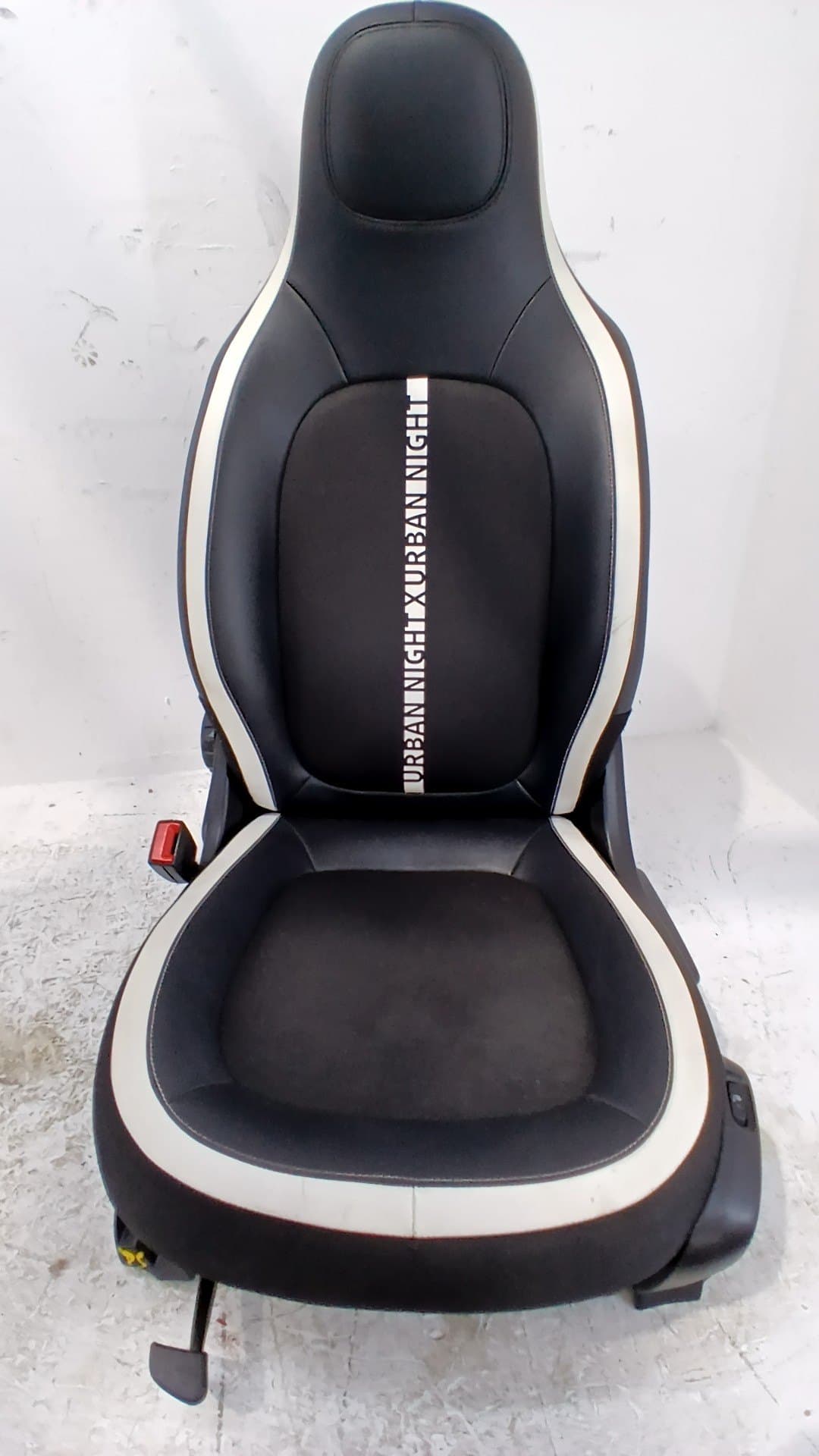 Asiento delantero izquierdo RENAULT TWINGO III