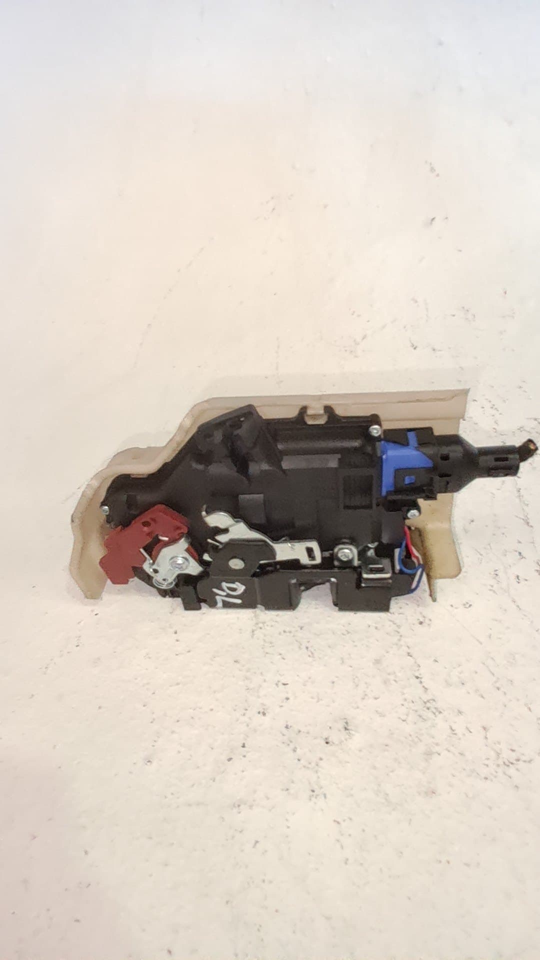 Cerradura puerta delantera izquierda VOLKSWAGEN TOURAN (1T1) 3