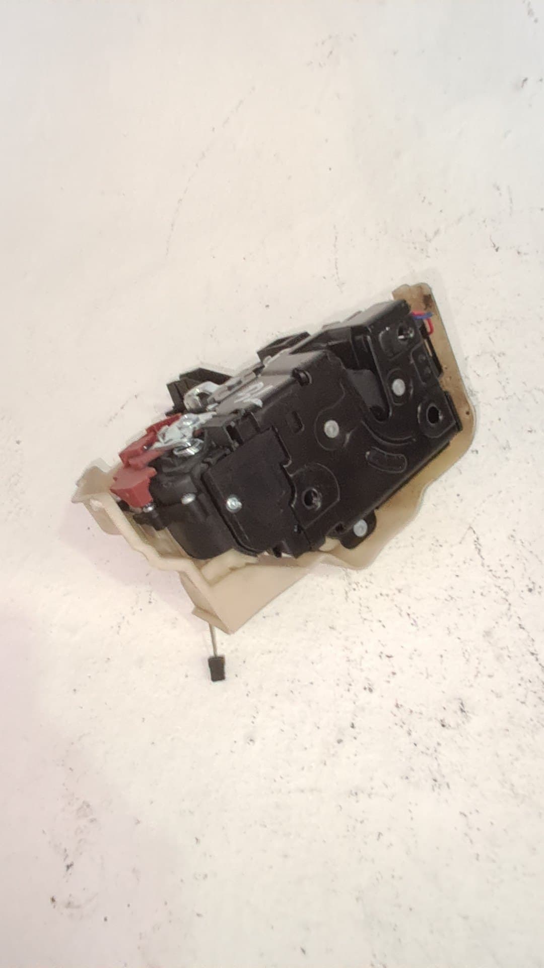 Cerradura puerta delantera izquierda VOLKSWAGEN TOURAN (1T1) 2