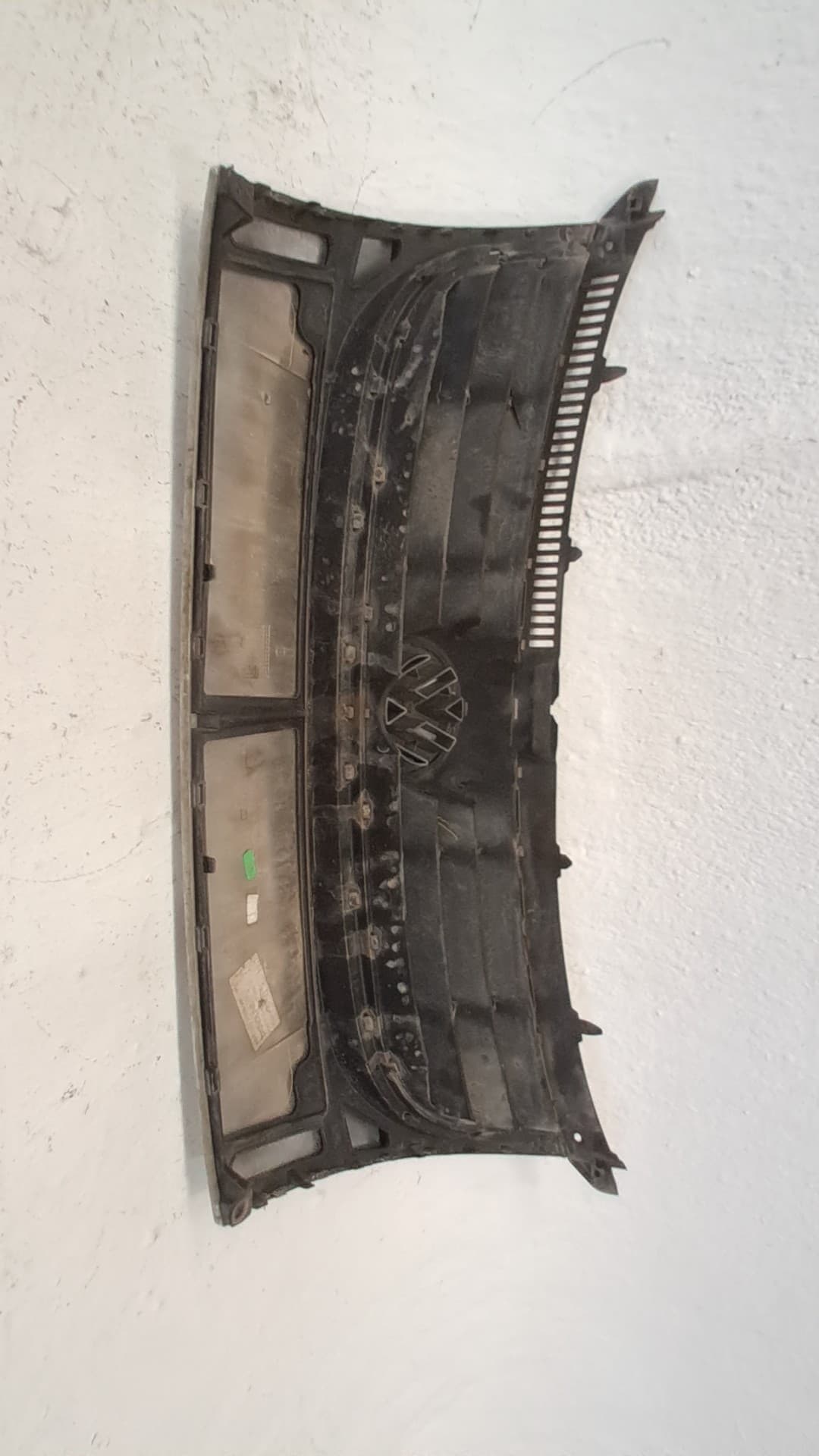 Rejilla delantera VOLKSWAGEN TOURAN (1T1) 2
