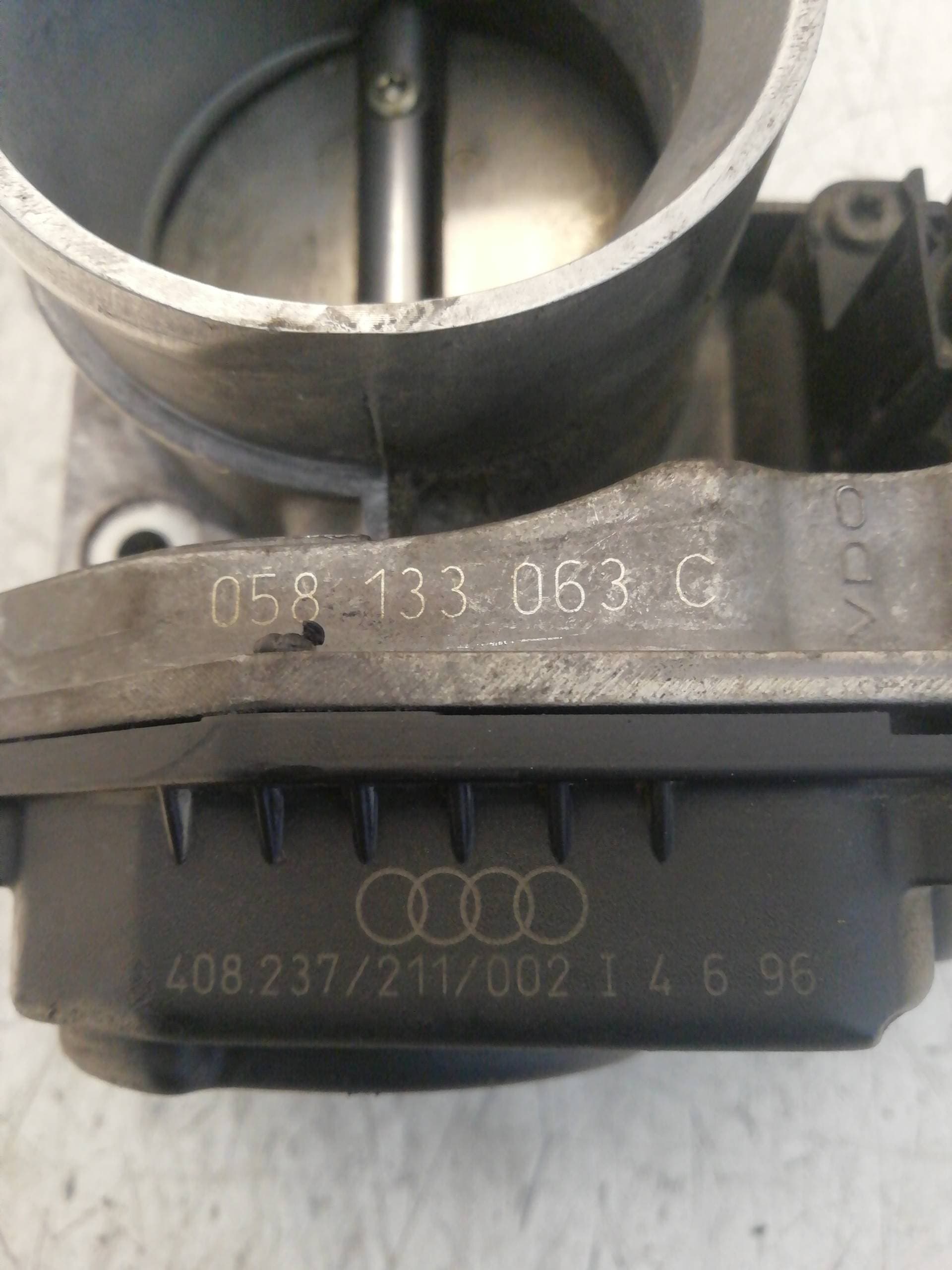 Caja mariposa AUDI A4 AVANT (B5) 2