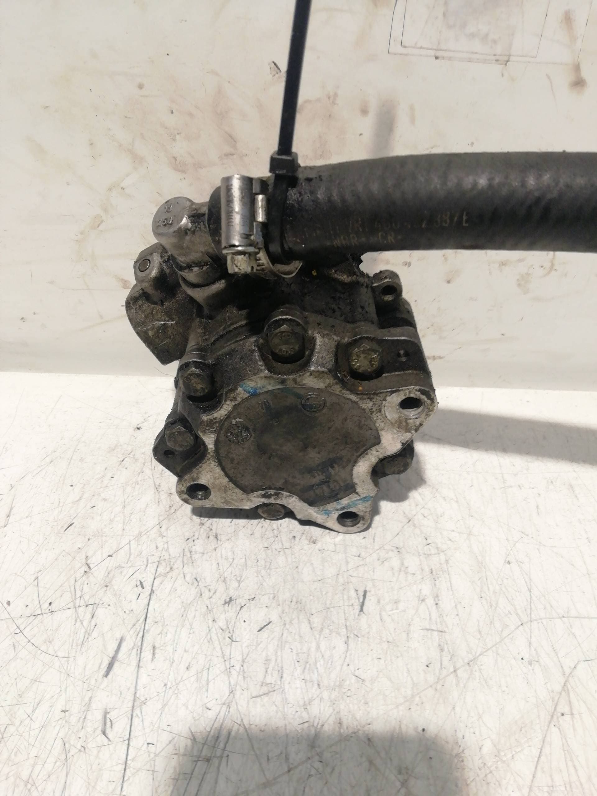 Bomba direccion AUDI A4 AVANT (B5) 5