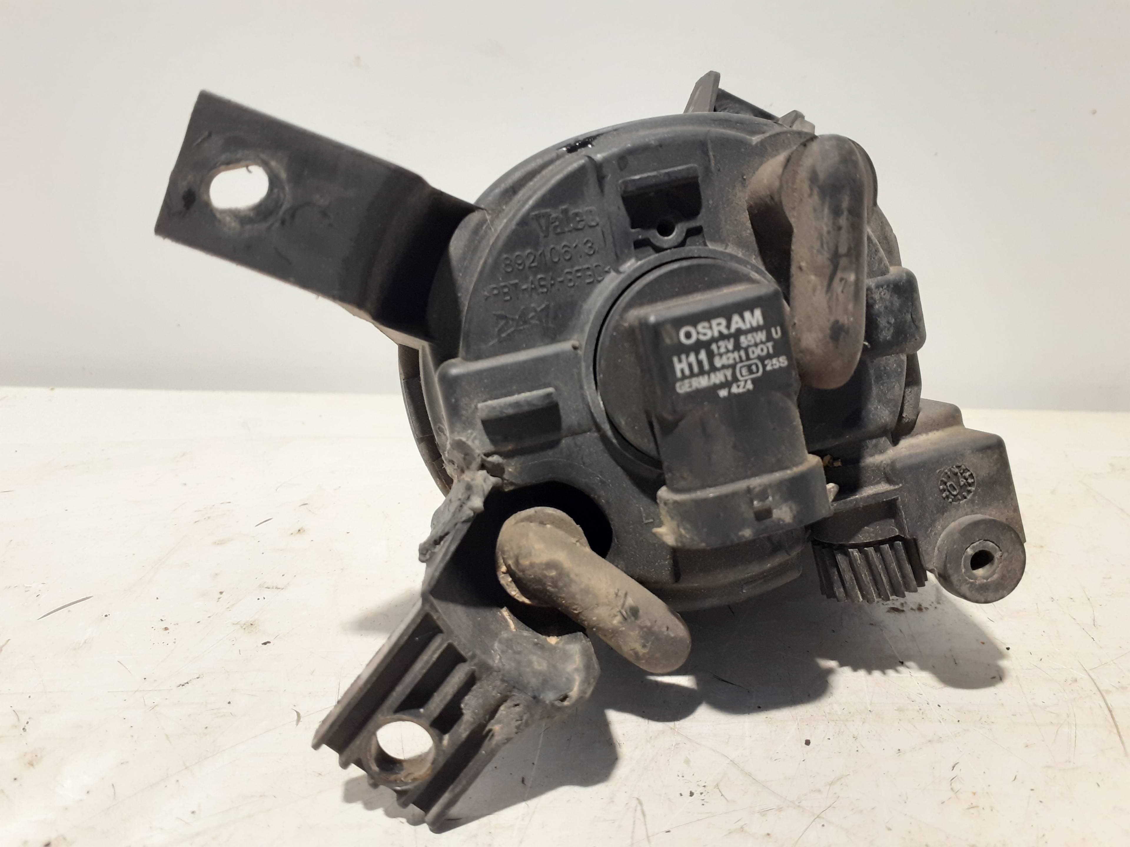 Faro antiniebla izquierdo AUDI A4 AVANT (B5) 3