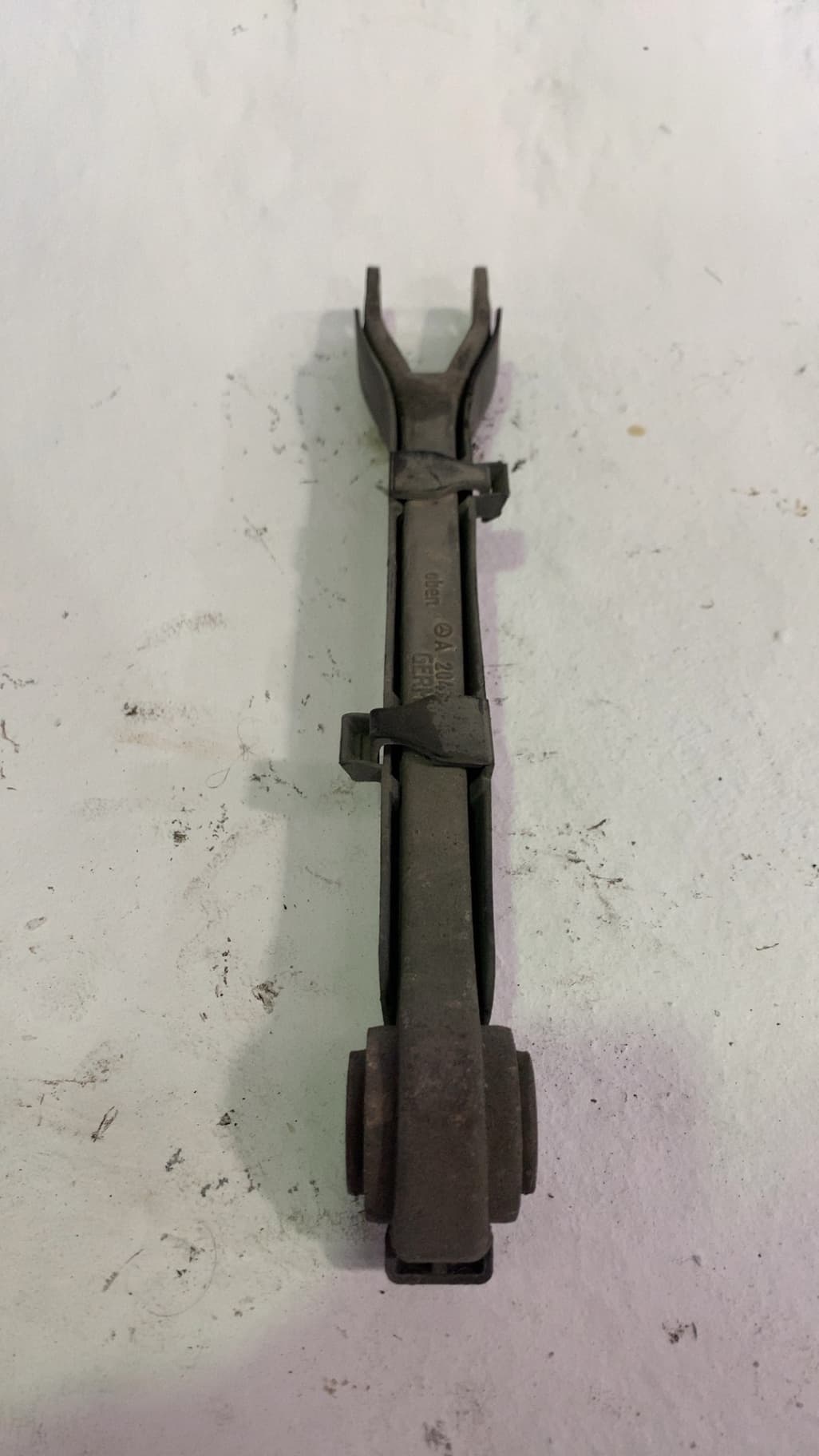 Brazo suspension inferior delantero derecho MERCEDES-BENZ CLASE C (W203) BERLINA