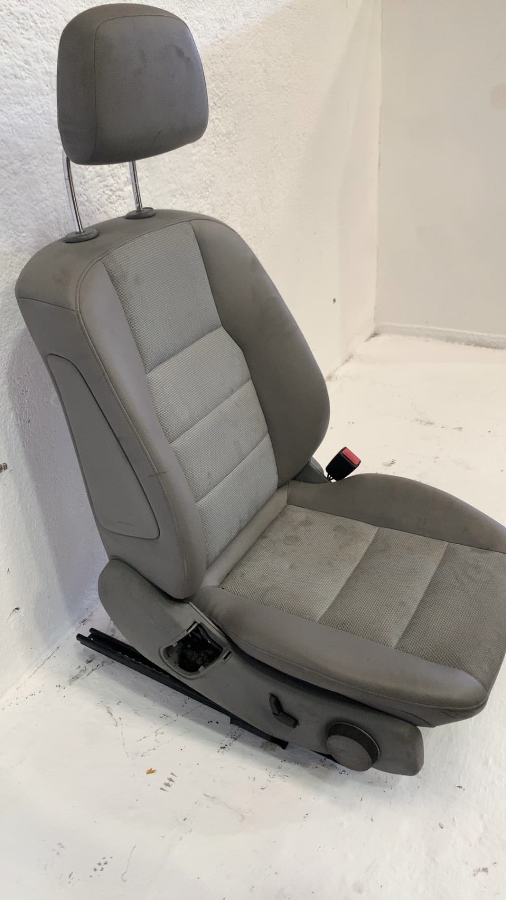 Asiento delantero derecho MERCEDES-BENZ CLASE C (W203) BERLINA 3