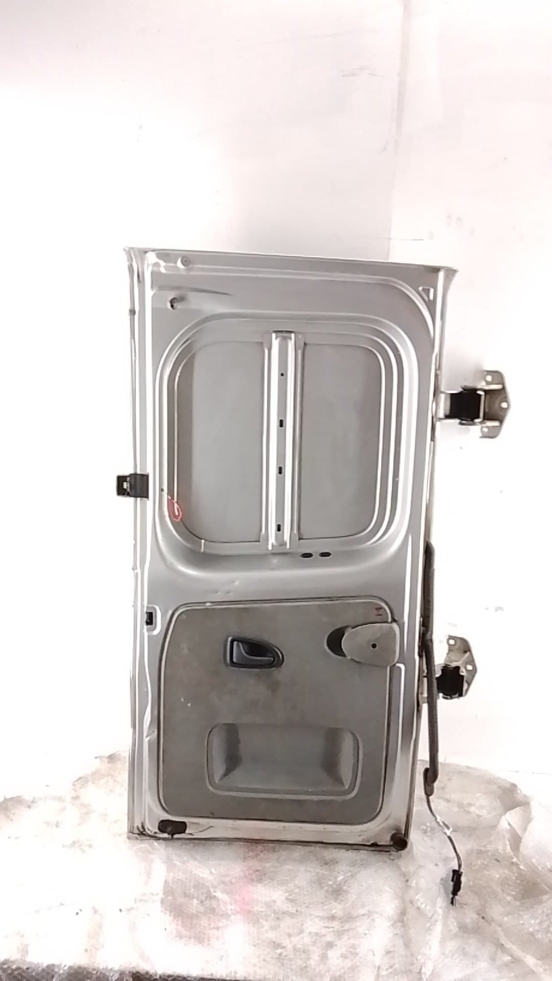 Puerta trasera izquierda NISSAN PRIMASTAR FURGONETA (X83) 4