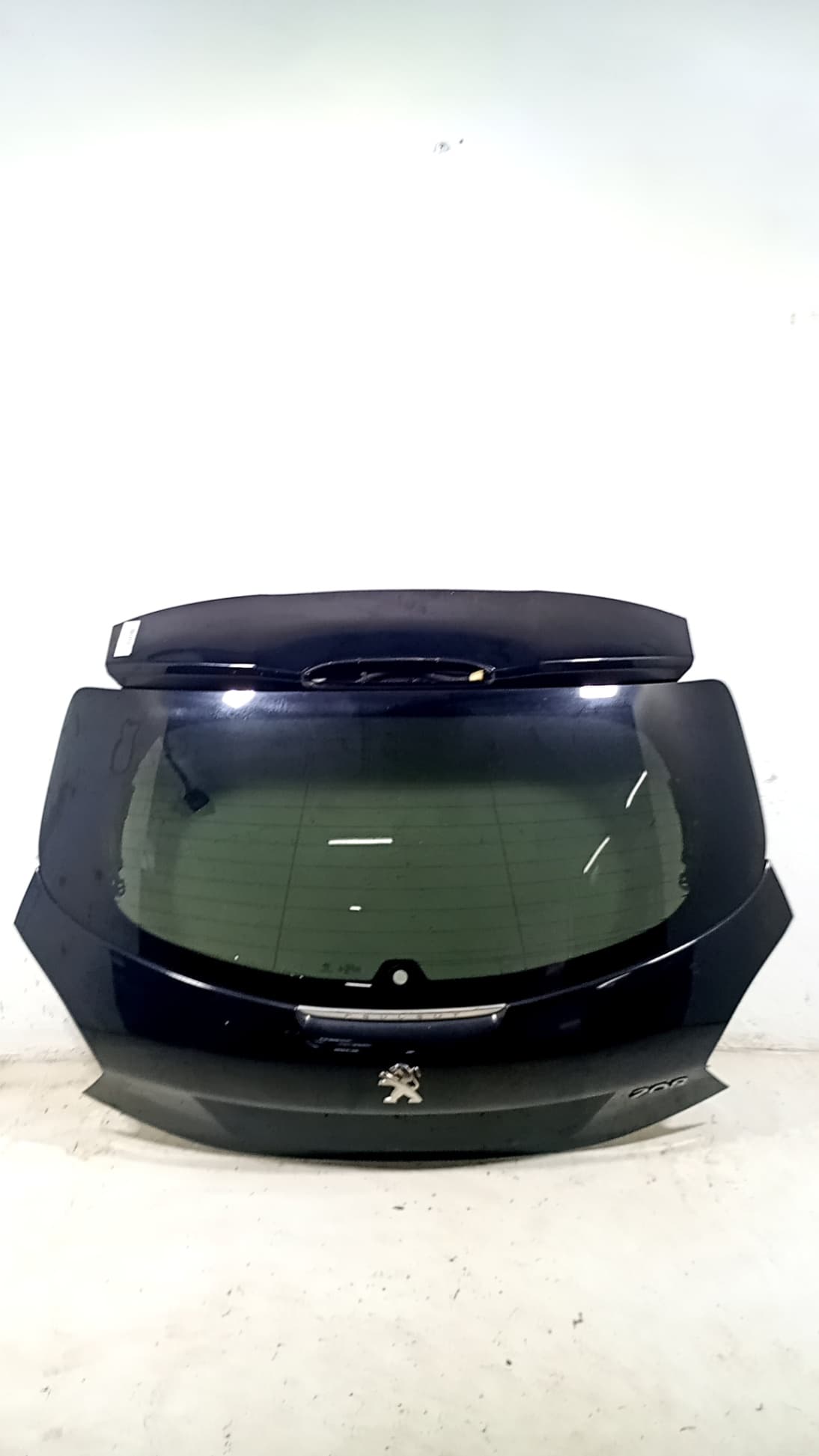 Porton trasero PEUGEOT 208 (P2) 4