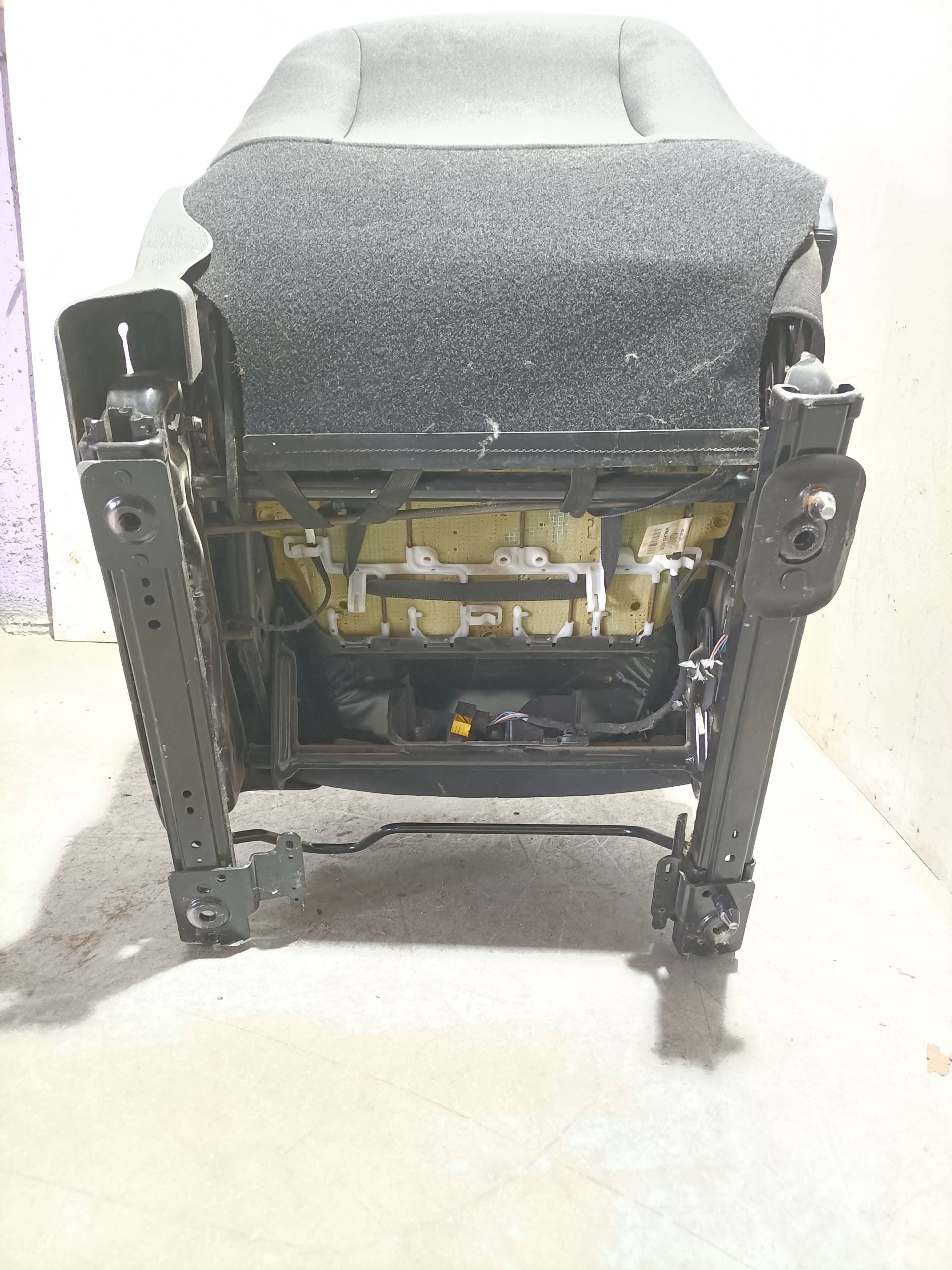 Asiento delantero izquierdo RENAULT CLIO III 2