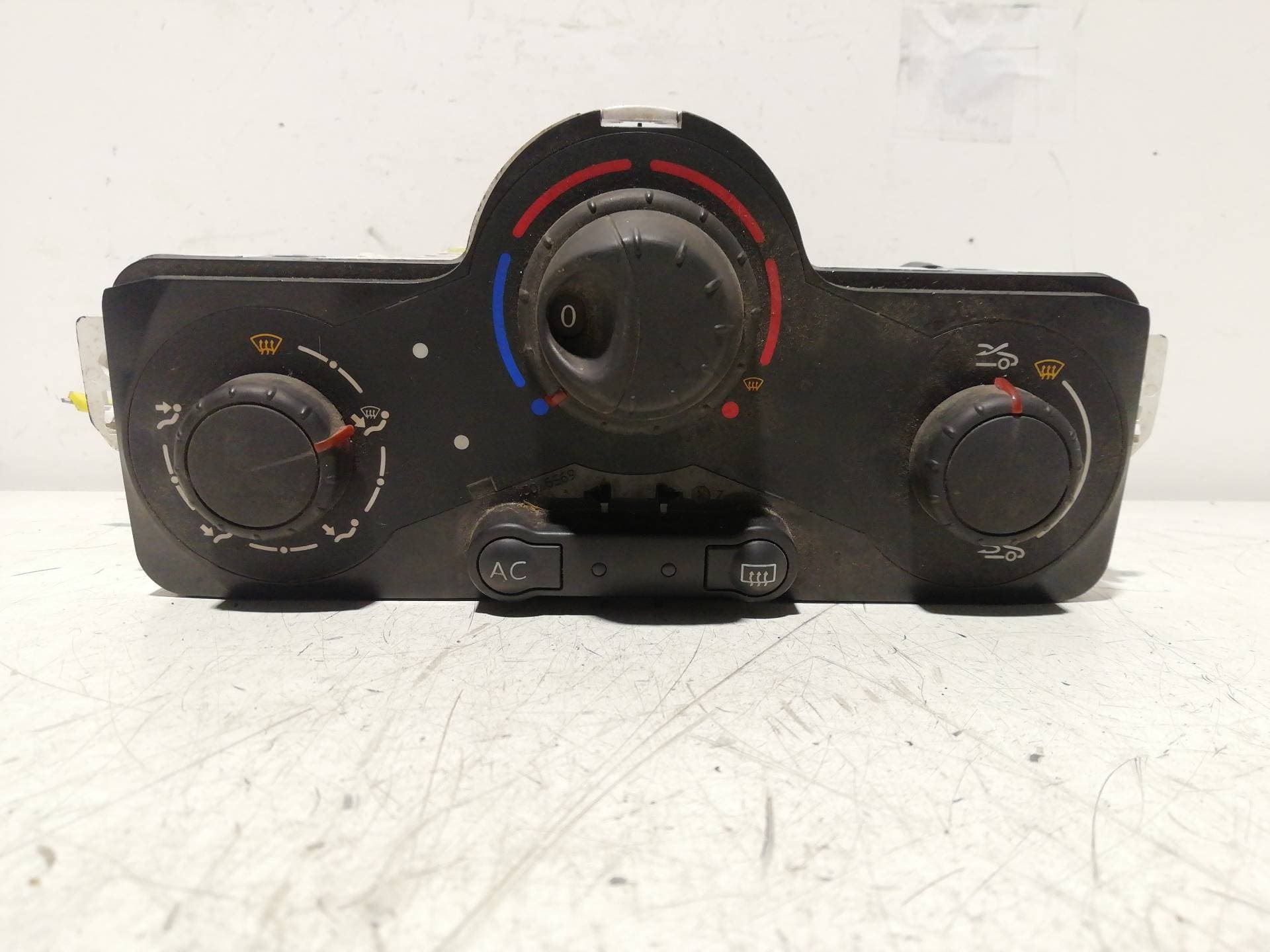 Recambio RENAULT CLIO III ref. 030967W