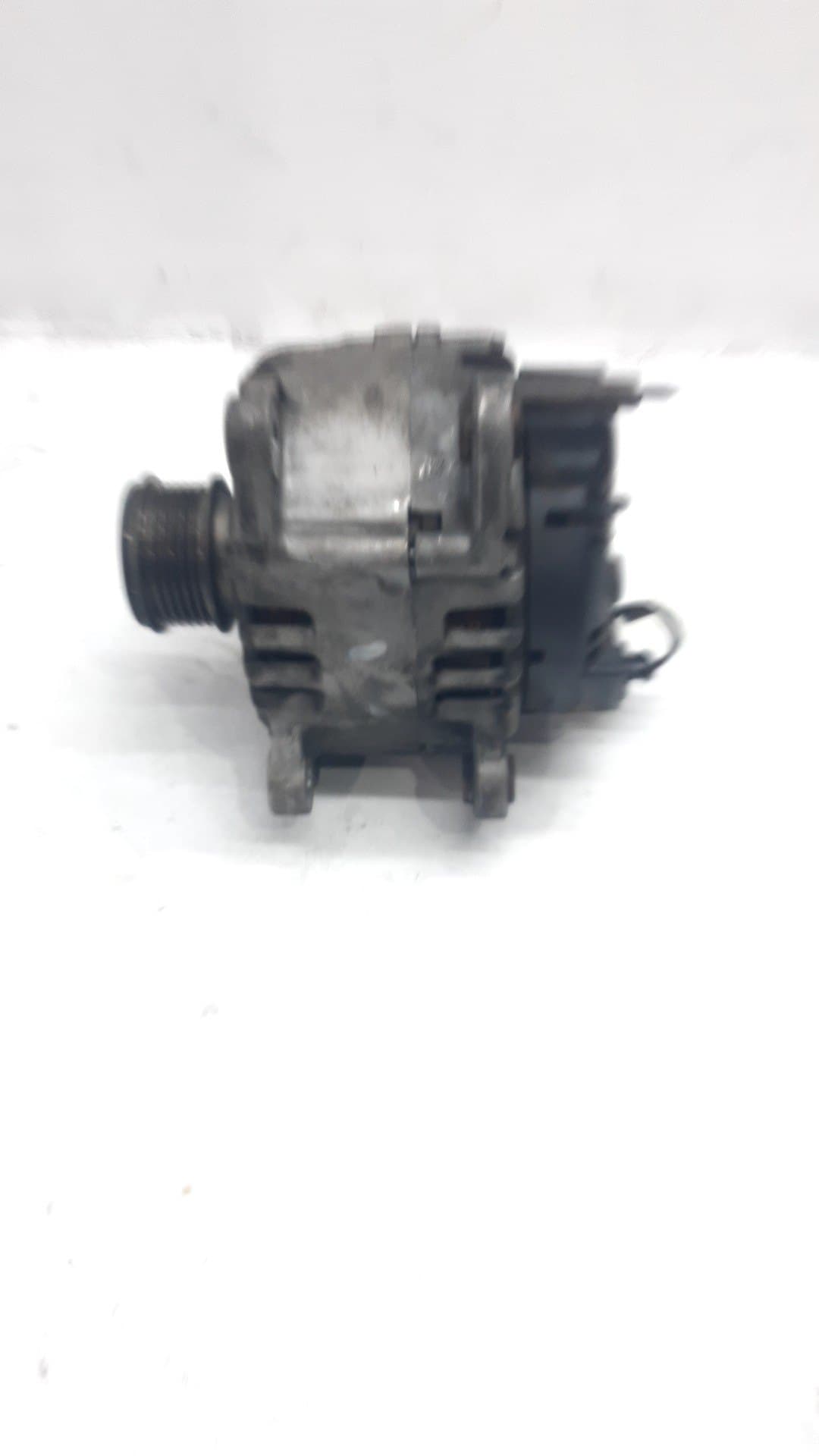 Alternador VOLKSWAGEN PASSAT CC (357)