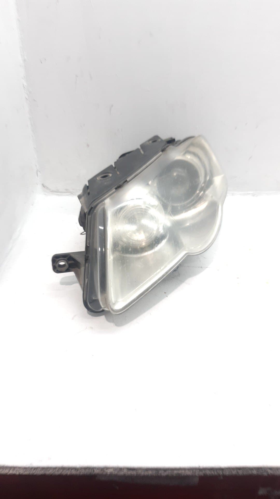 Faro izquierdo VOLKSWAGEN PASSAT CC (357)
