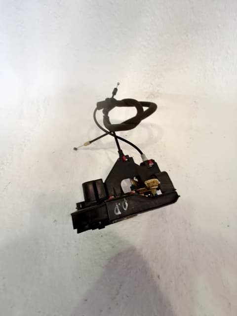 Cerradura puerta delantera derecha CHEVROLET EPICA (KL1_) 2