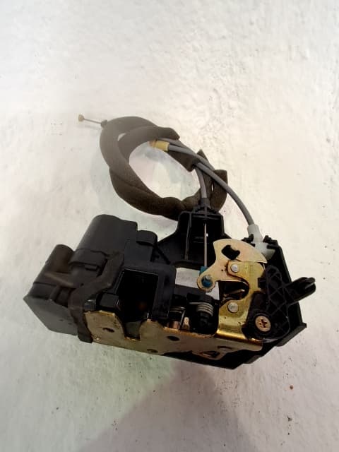 Cerradura puerta trasera izquierda CHEVROLET EPICA (KL1_) 2