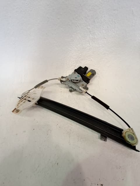 Elevalunas delantero izquierdo CHEVROLET EPICA (KL1_) 2