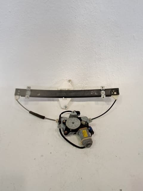 Elevalunas trasero izquierdo CHEVROLET EPICA (KL1_)