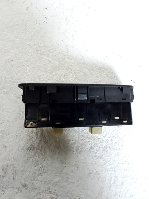 Mando elevalunas delantero izquierdo CHEVROLET EPICA (KL1_) 4