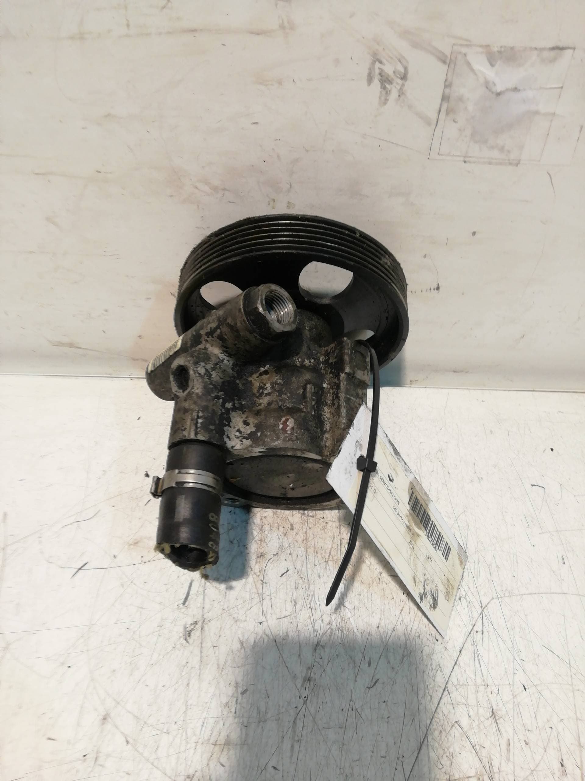 Bomba direccion VOLVO S40 BERLINA 5