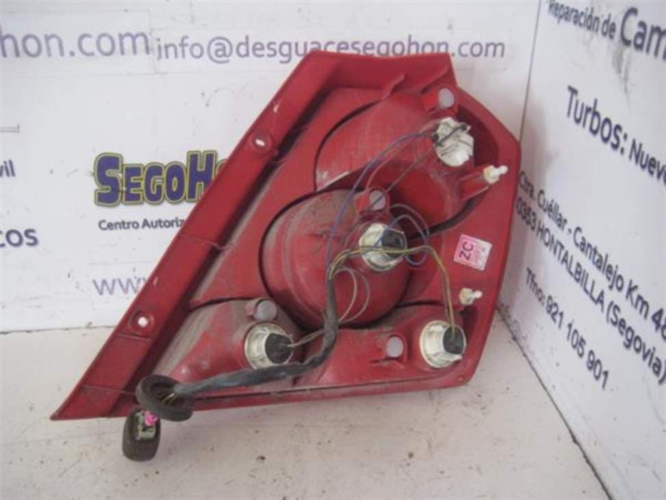 Piloto trasero izquierdo DAEWOO KALOS 3