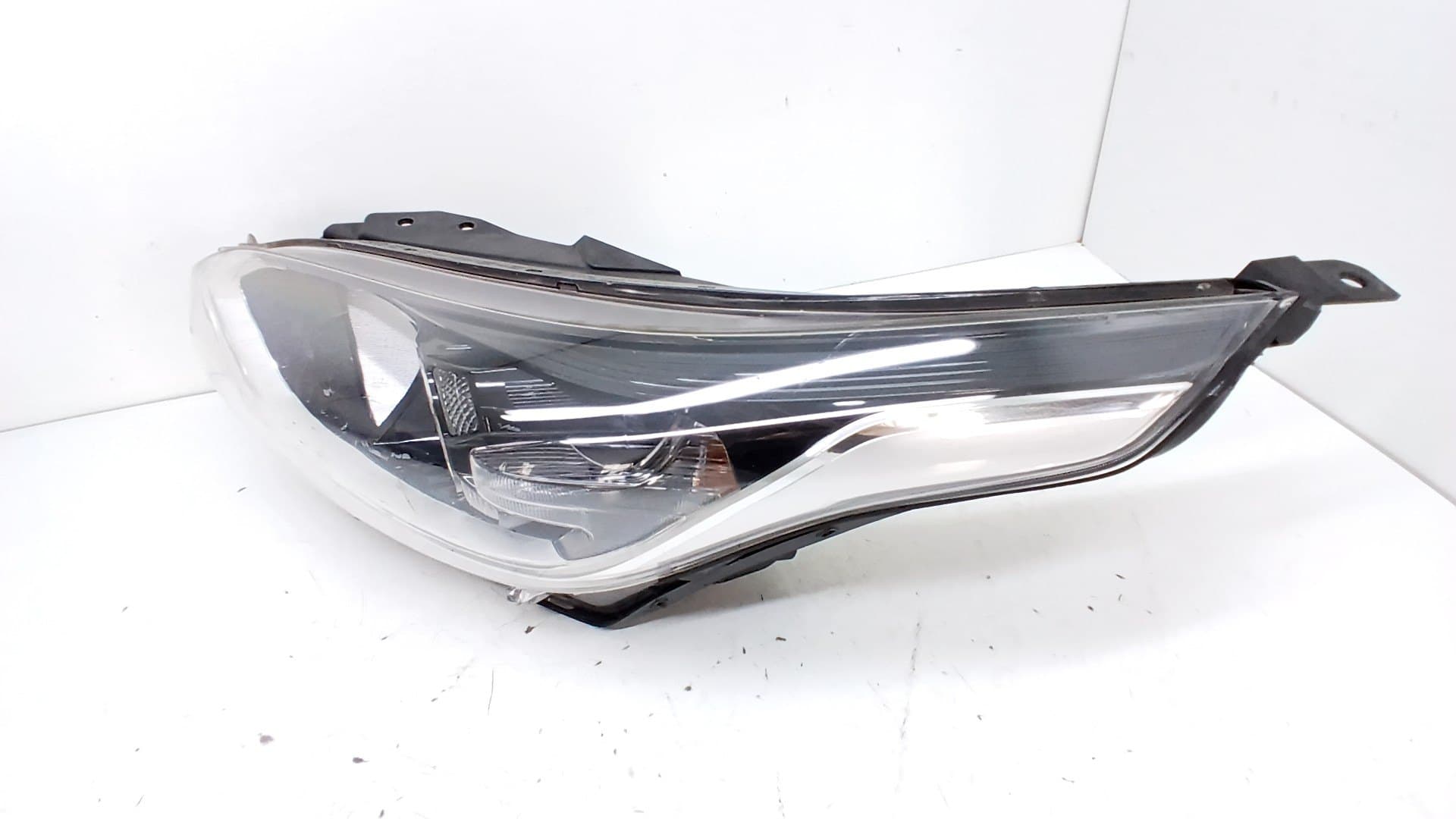 Faro izquierdo KIA CEED SPORTSWAGON