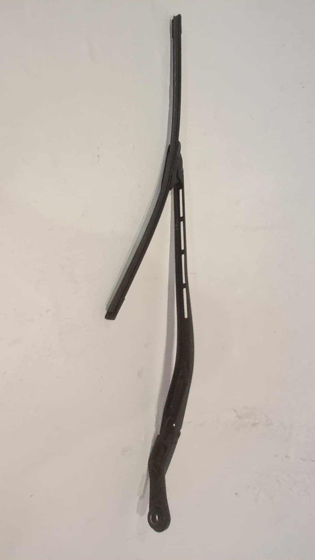 Brazo limpia delantero derecho AUDI A4 AVANT (8E) 3
