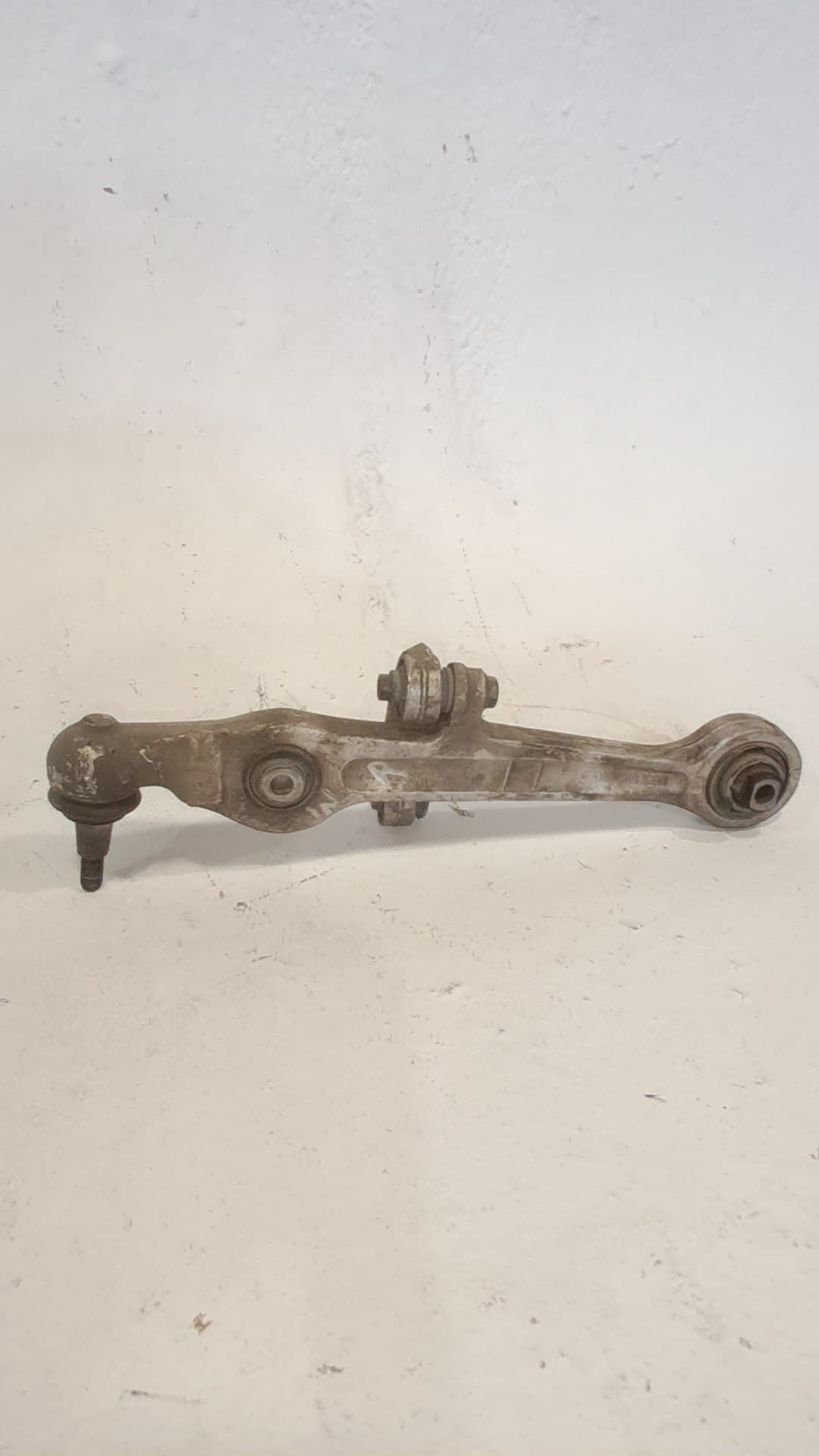 Brazo suspension inferior delantero derecho AUDI A4 AVANT (8E)