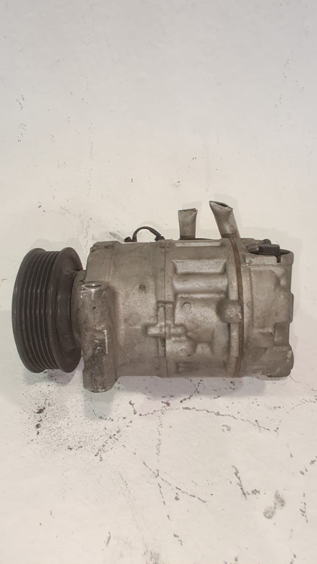 Recambio AUDI A4 AVANT (8E) ref. 8E0260805BF 2