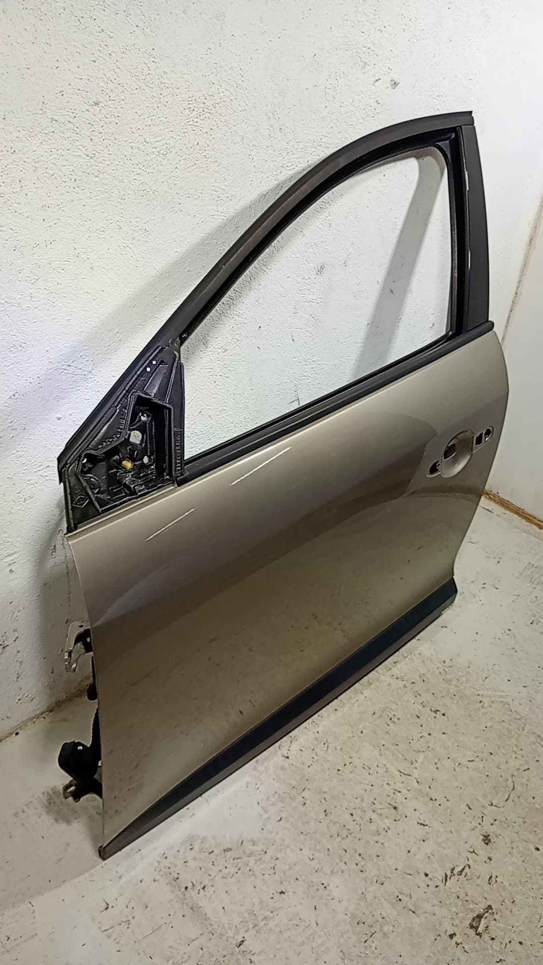 Puerta delantera izquierda RENAULT MEGANE III BERLINA 5 P 4