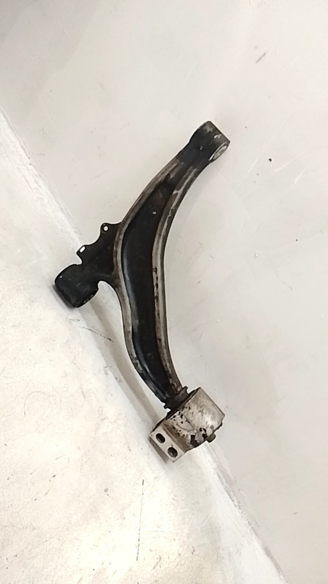 Brazo suspension inferior delantero derecho OPEL ASTRA J LIM.
