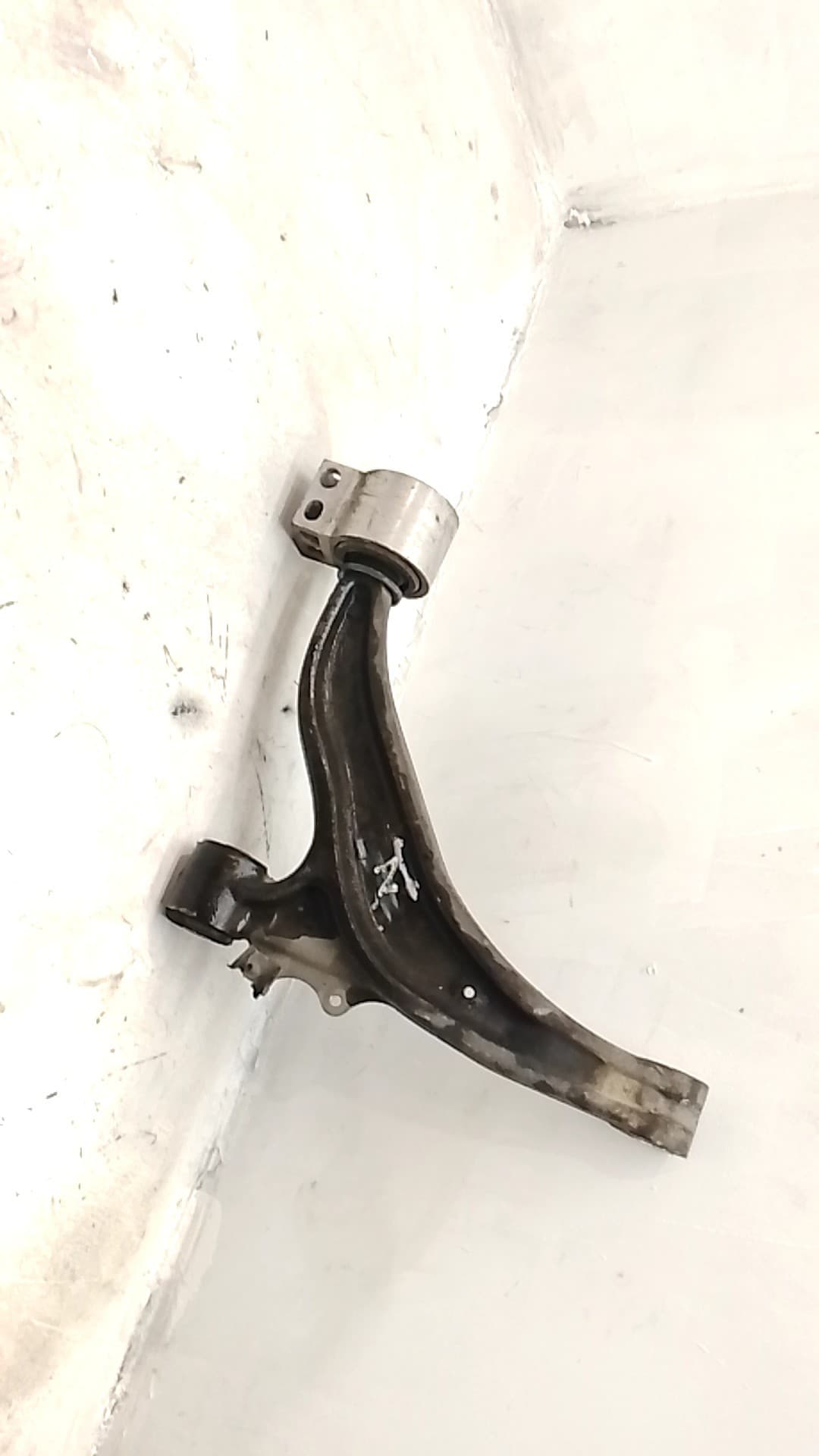 Brazo suspension inferior delantero izquierdo OPEL ASTRA J LIM. 2