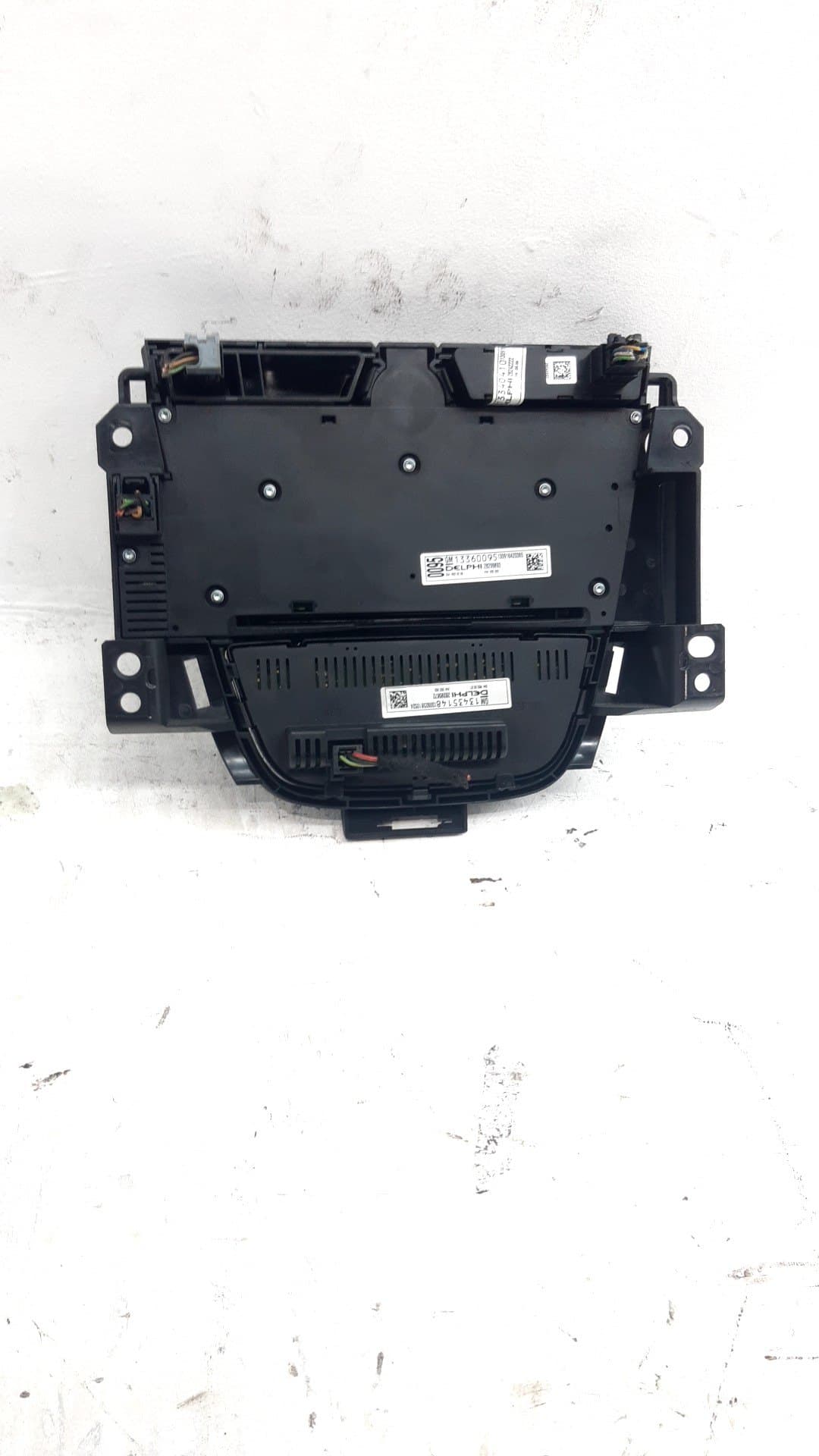 Consola central OPEL ASTRA J LIM. 4