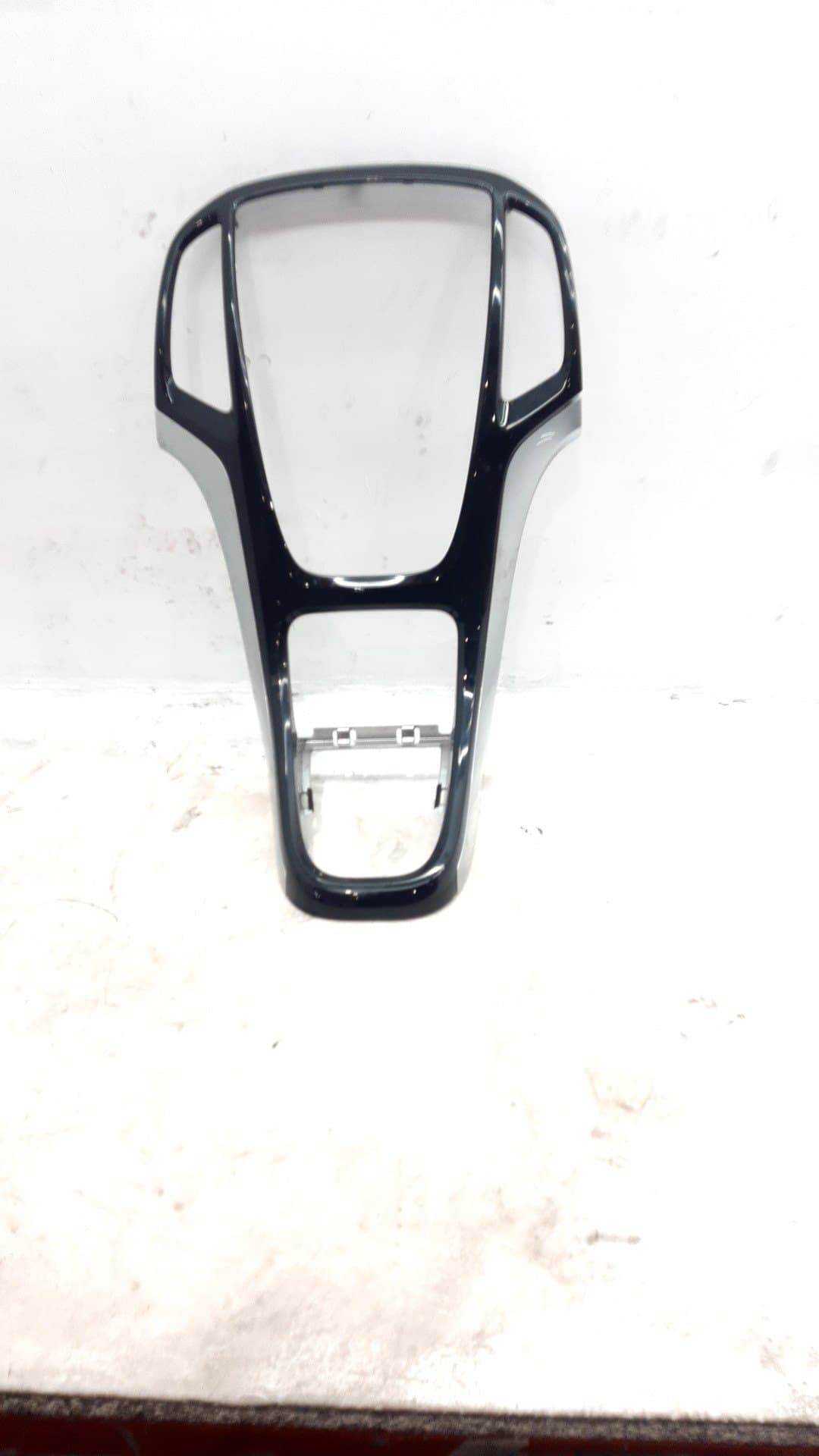 Moldura interior OPEL ASTRA J LIM.