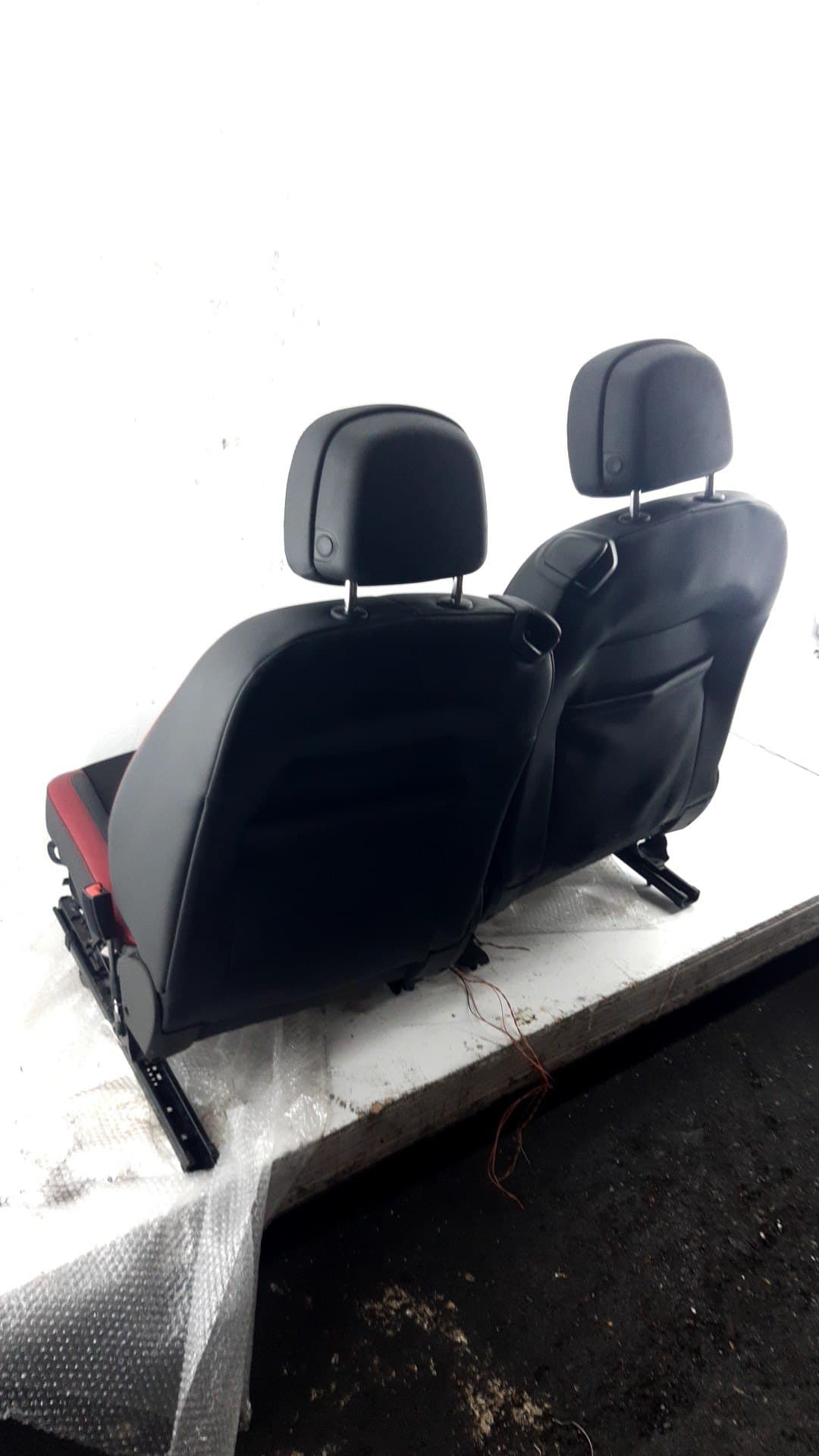 Recambio OPEL ASTRA J LIM. ref. 13438525 2