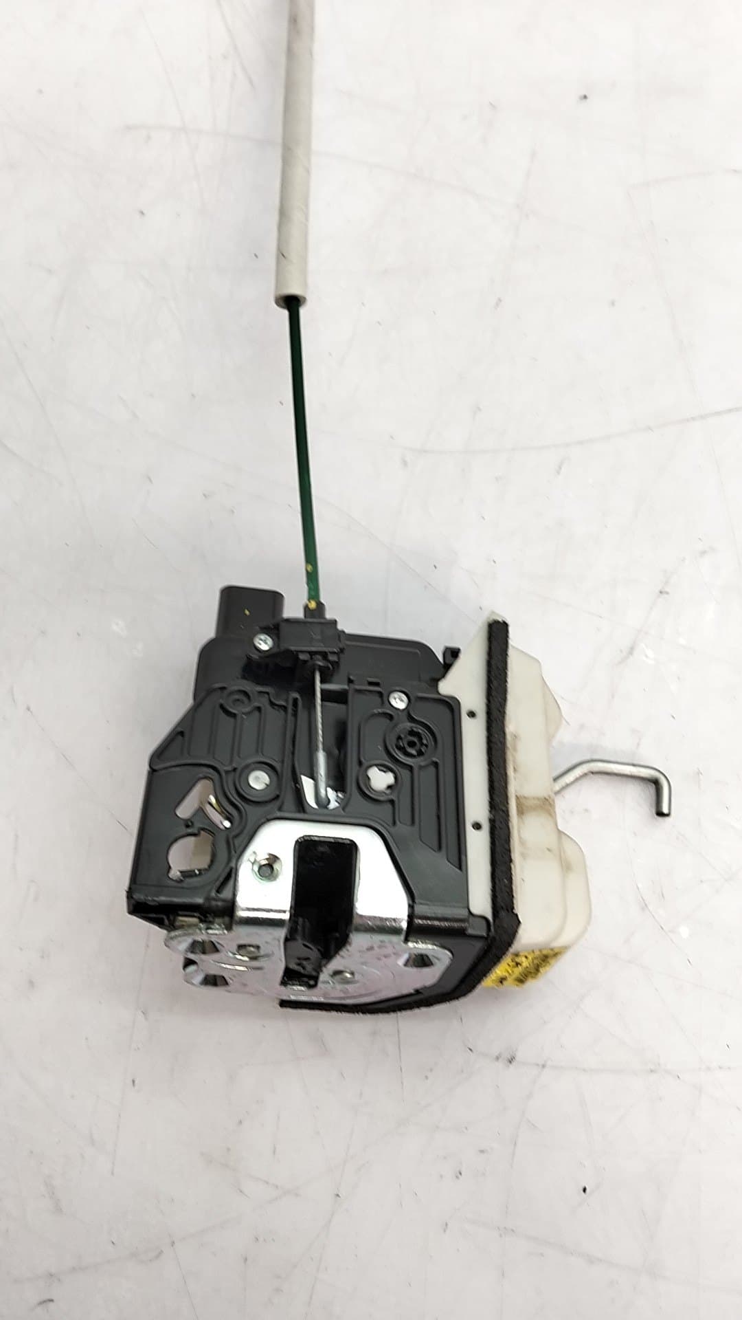 Cerradura puerta delantera derecha KIA RIO (YB) 4