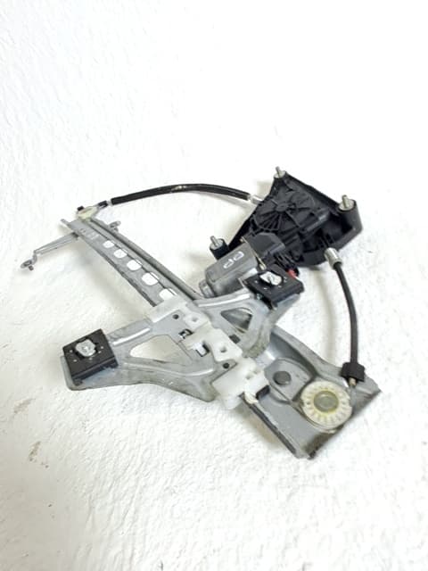 Elevalunas delantero derecho CITROEN C1 3