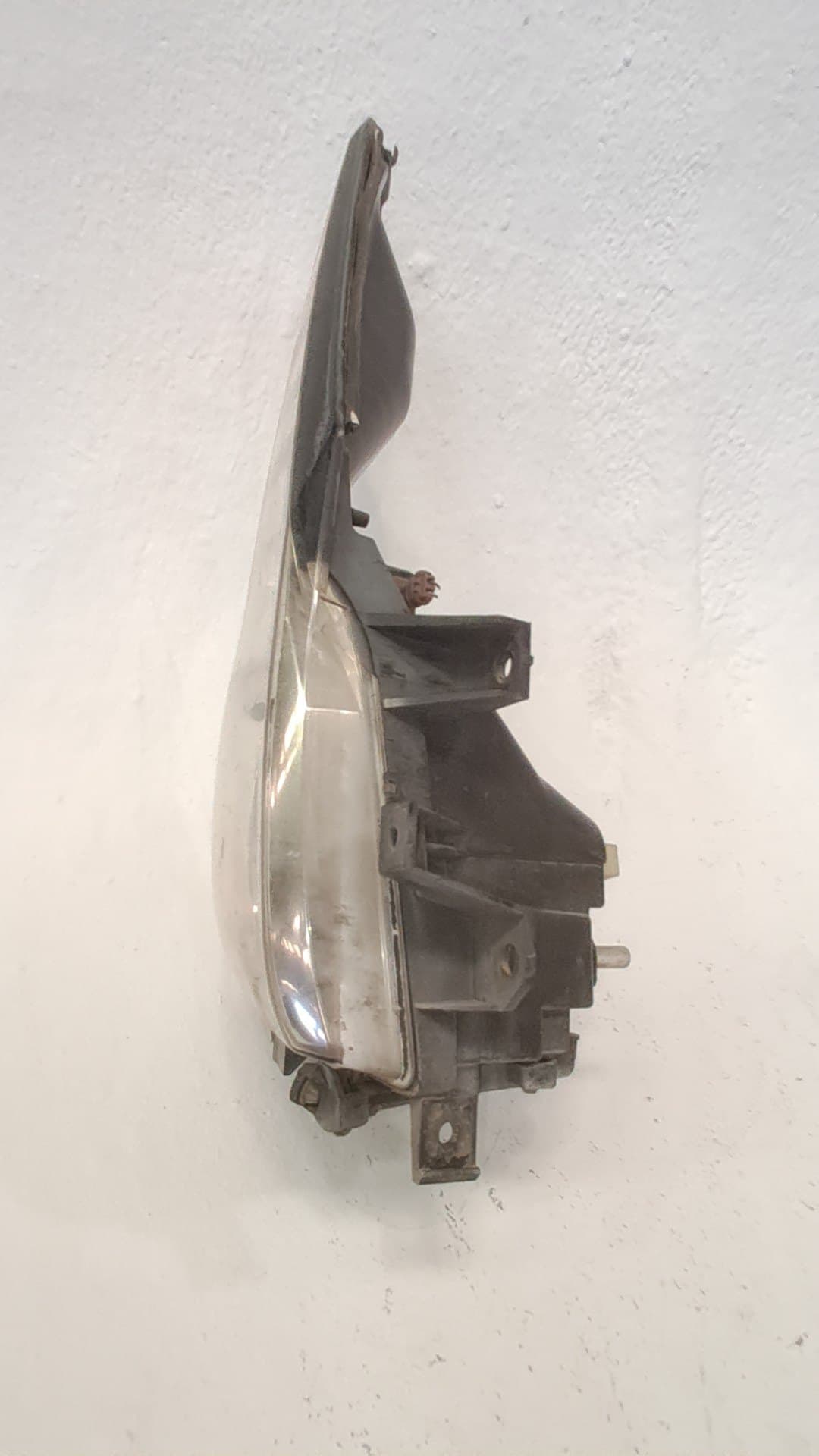 Faro derecho NISSAN CABSTAR 3