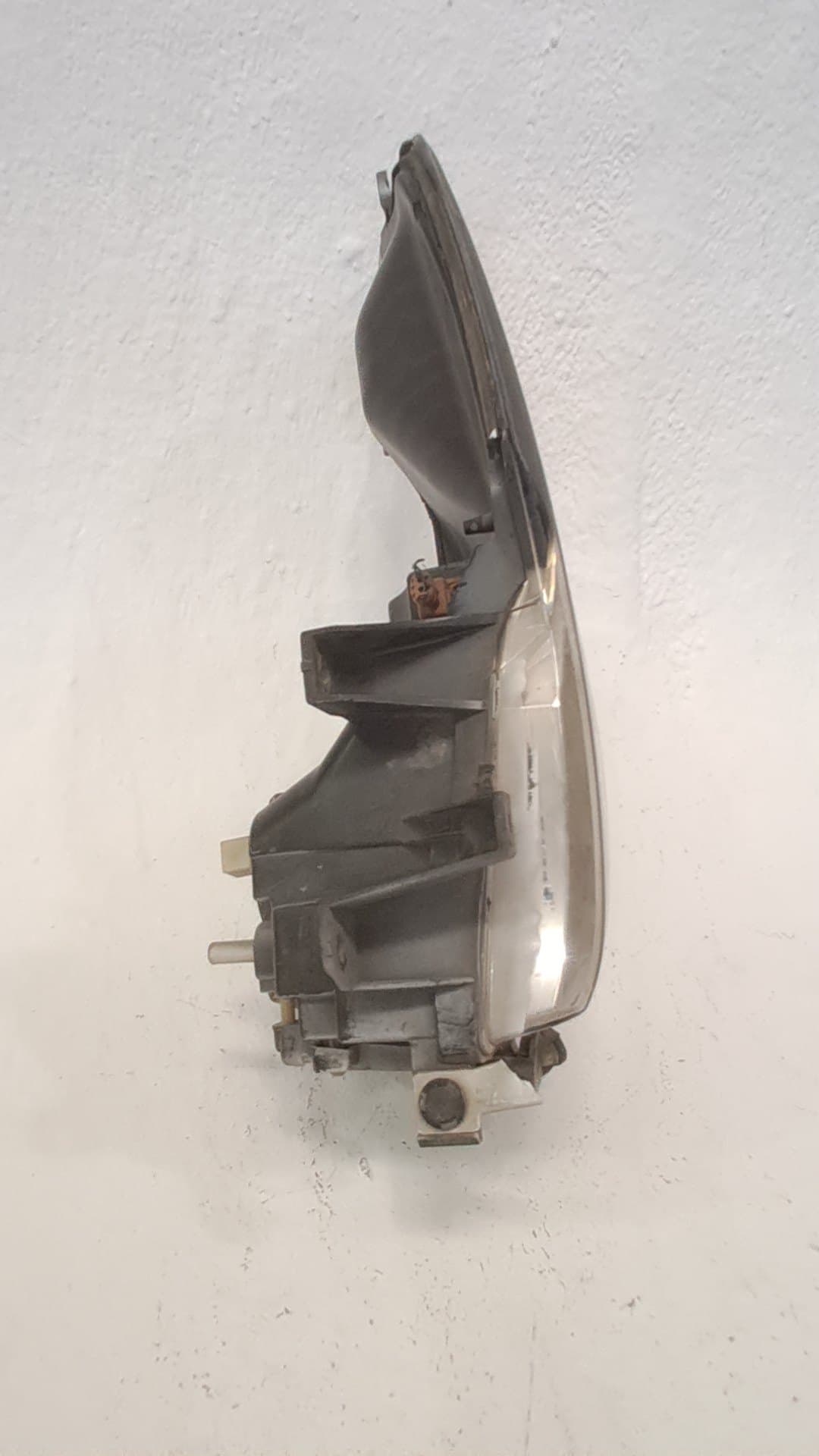 Faro izquierdo NISSAN CABSTAR 3