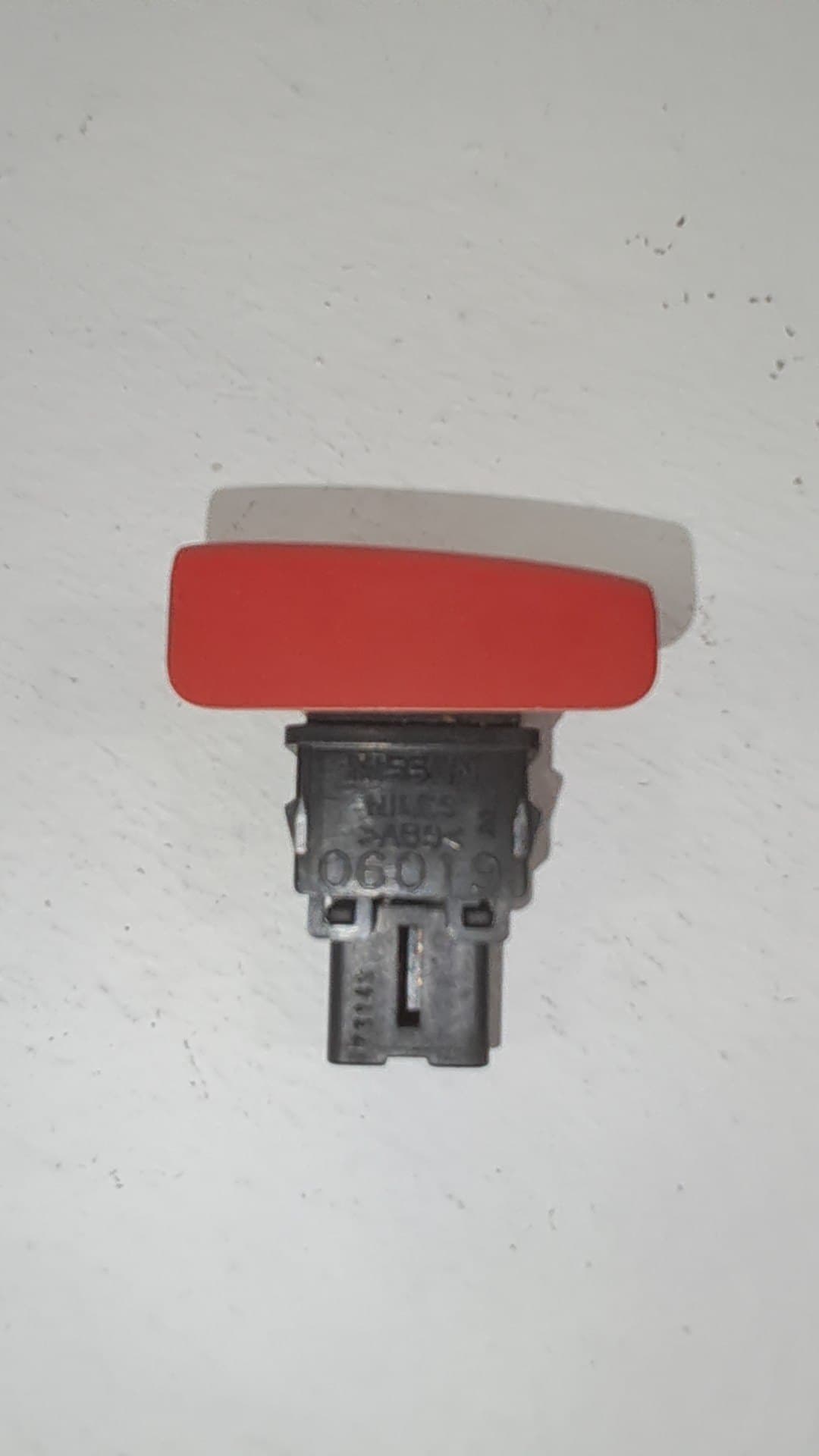 Warning NISSAN CABSTAR 3