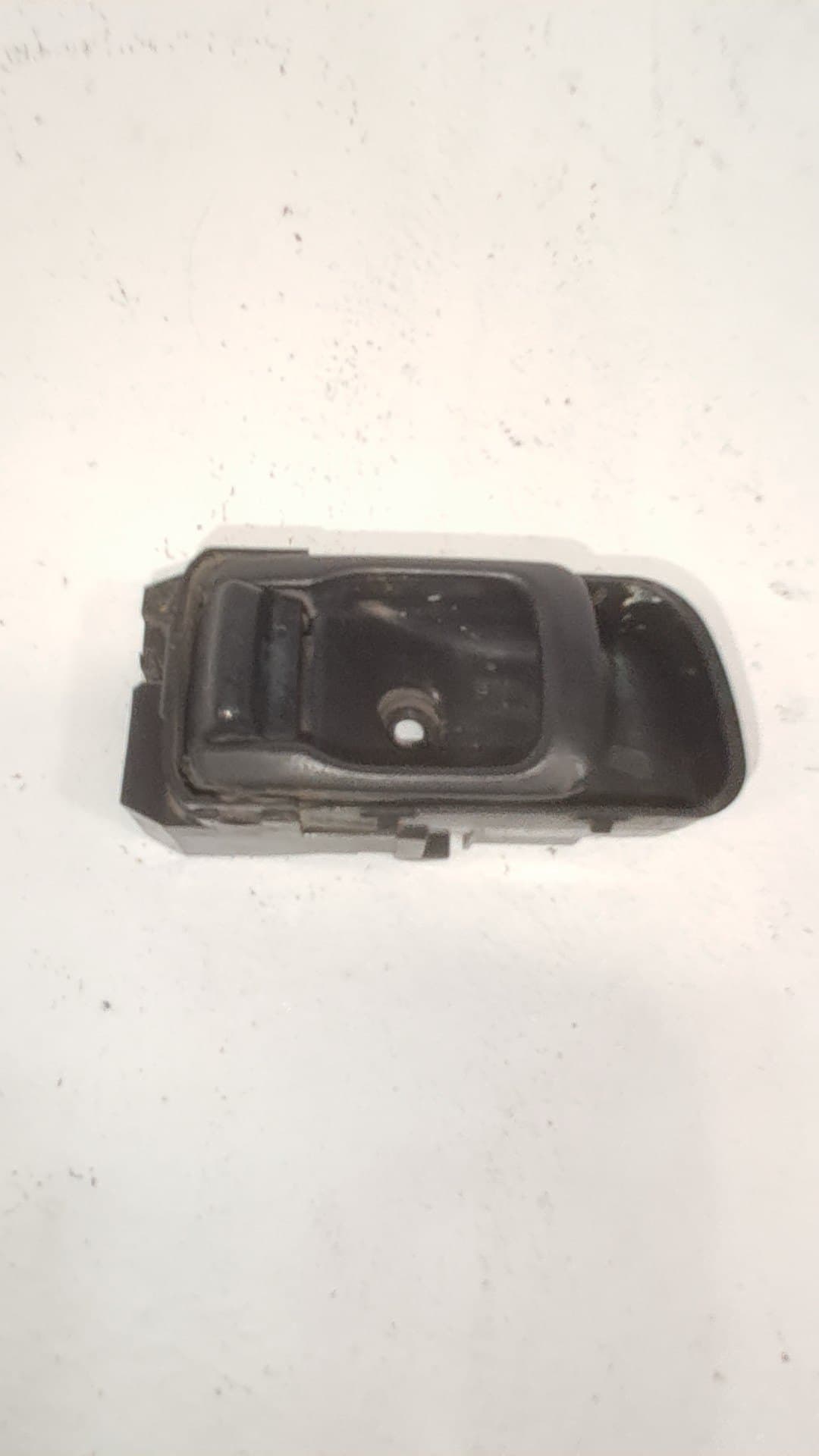 Maneta interior delantera derecha NISSAN CABSTAR